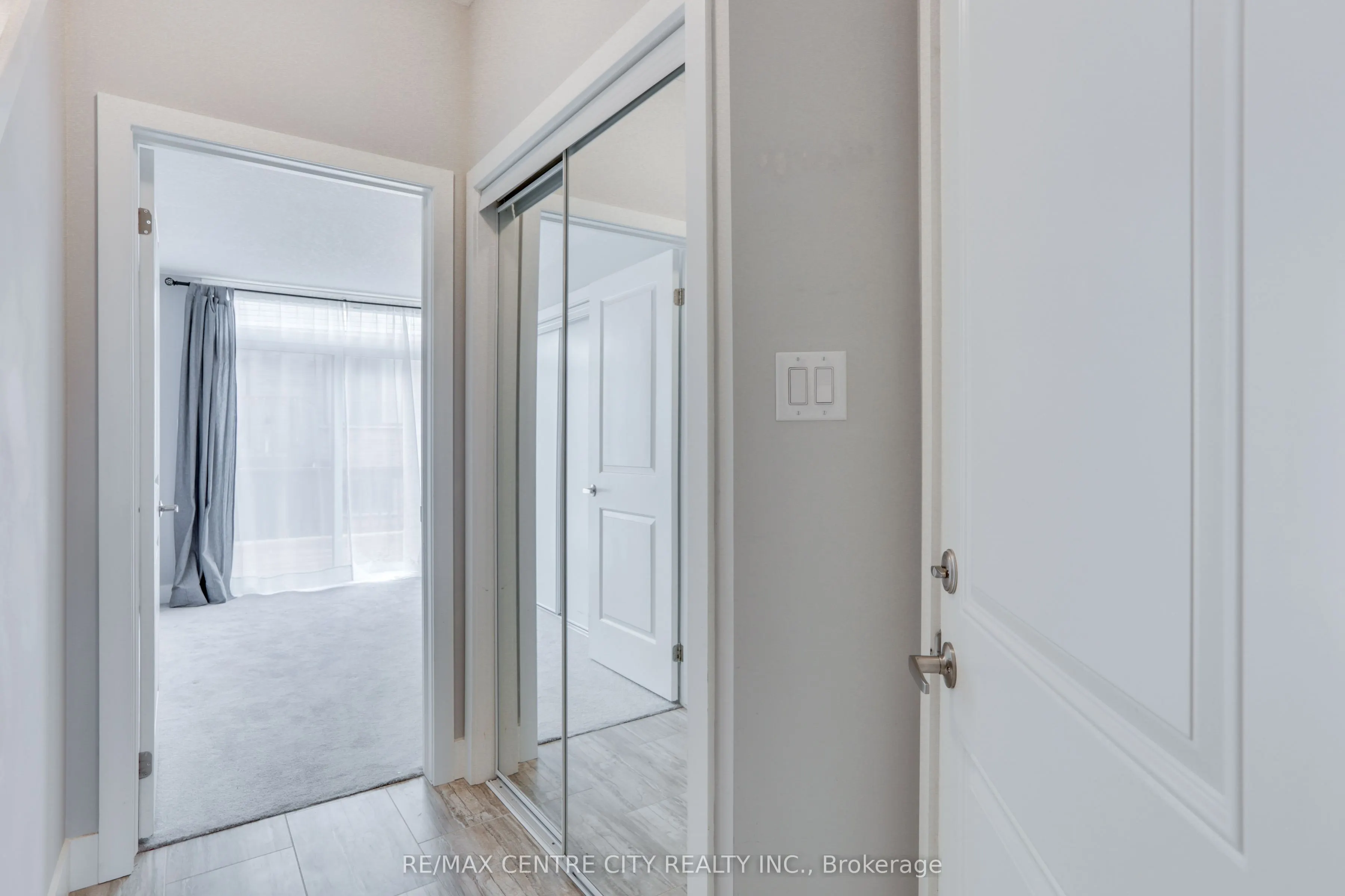 2070 Meadowgate Boulevard, #106
