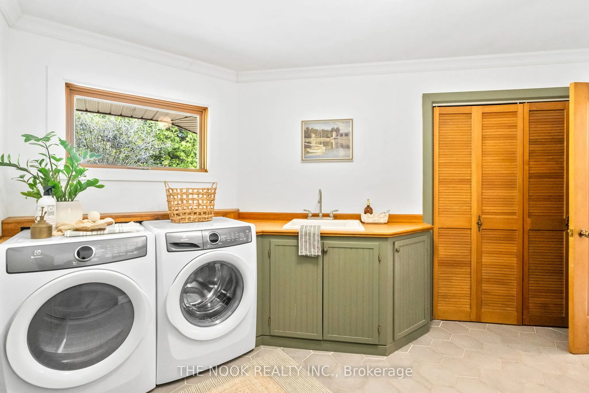 41 Hillview Road