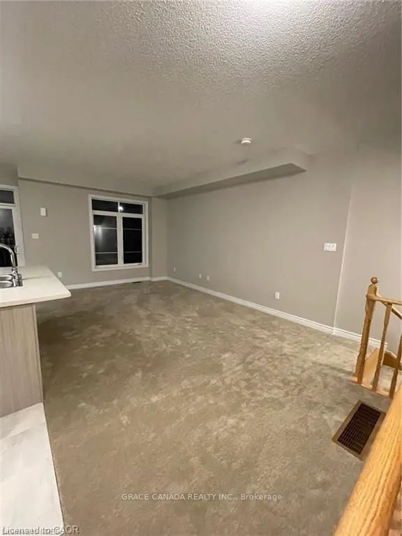 113 Hartley Avenue, #30