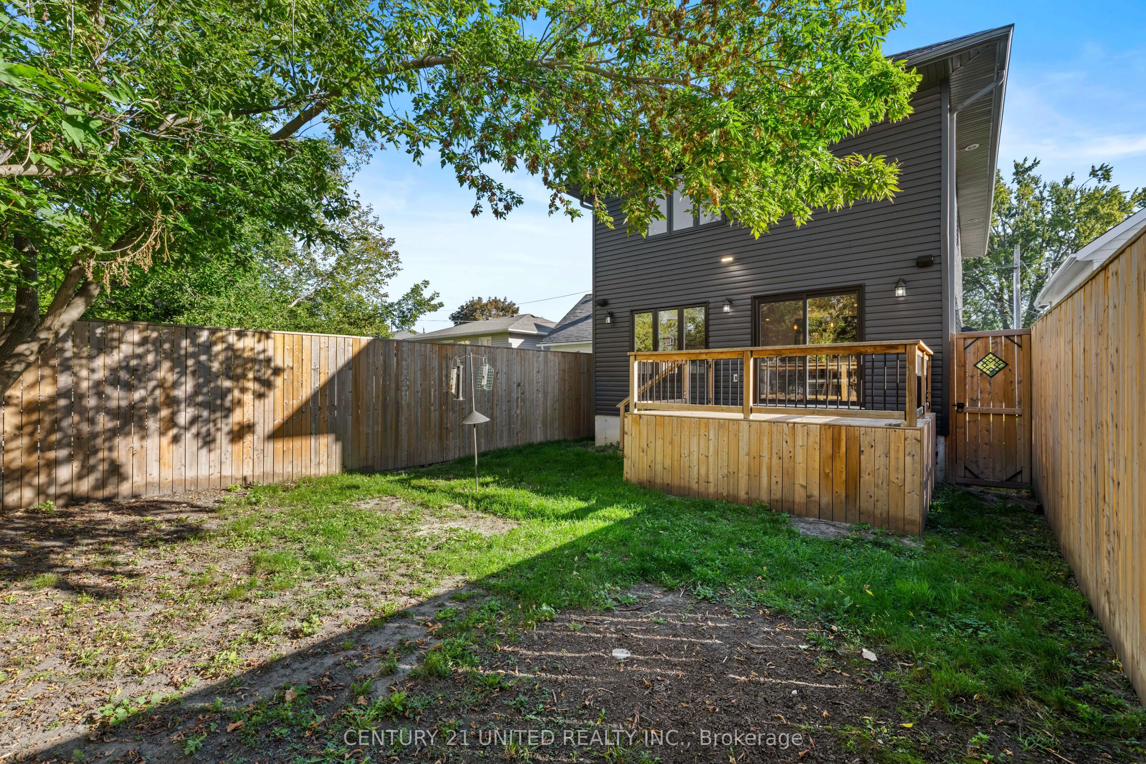 739 Young Street