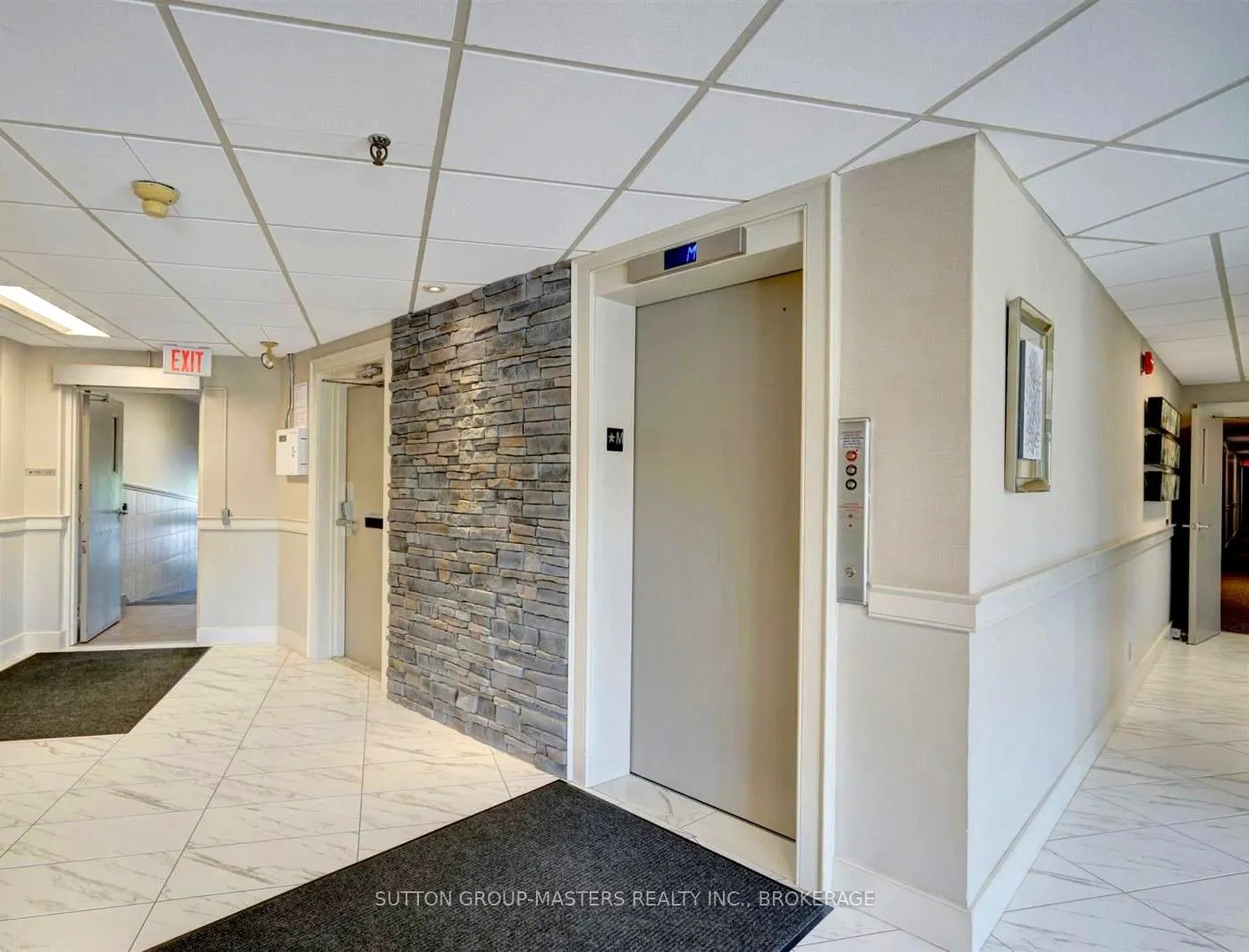 334 Queen Mary Road, #404