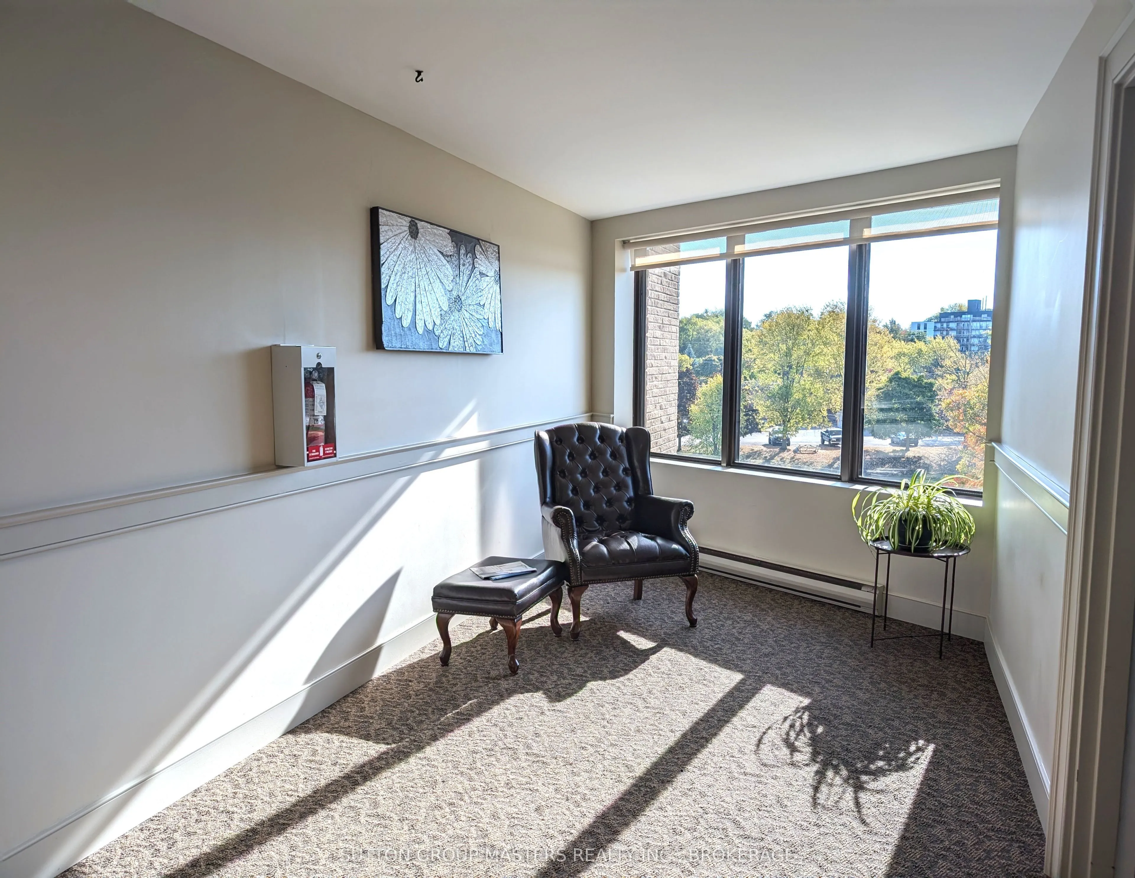 334 Queen Mary Road, #404