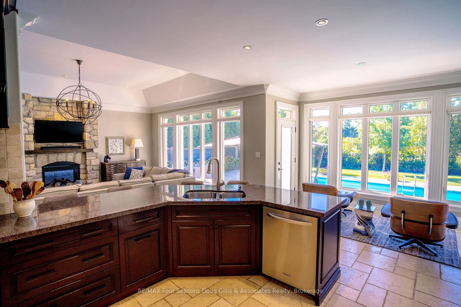 150 Rankins Crescent