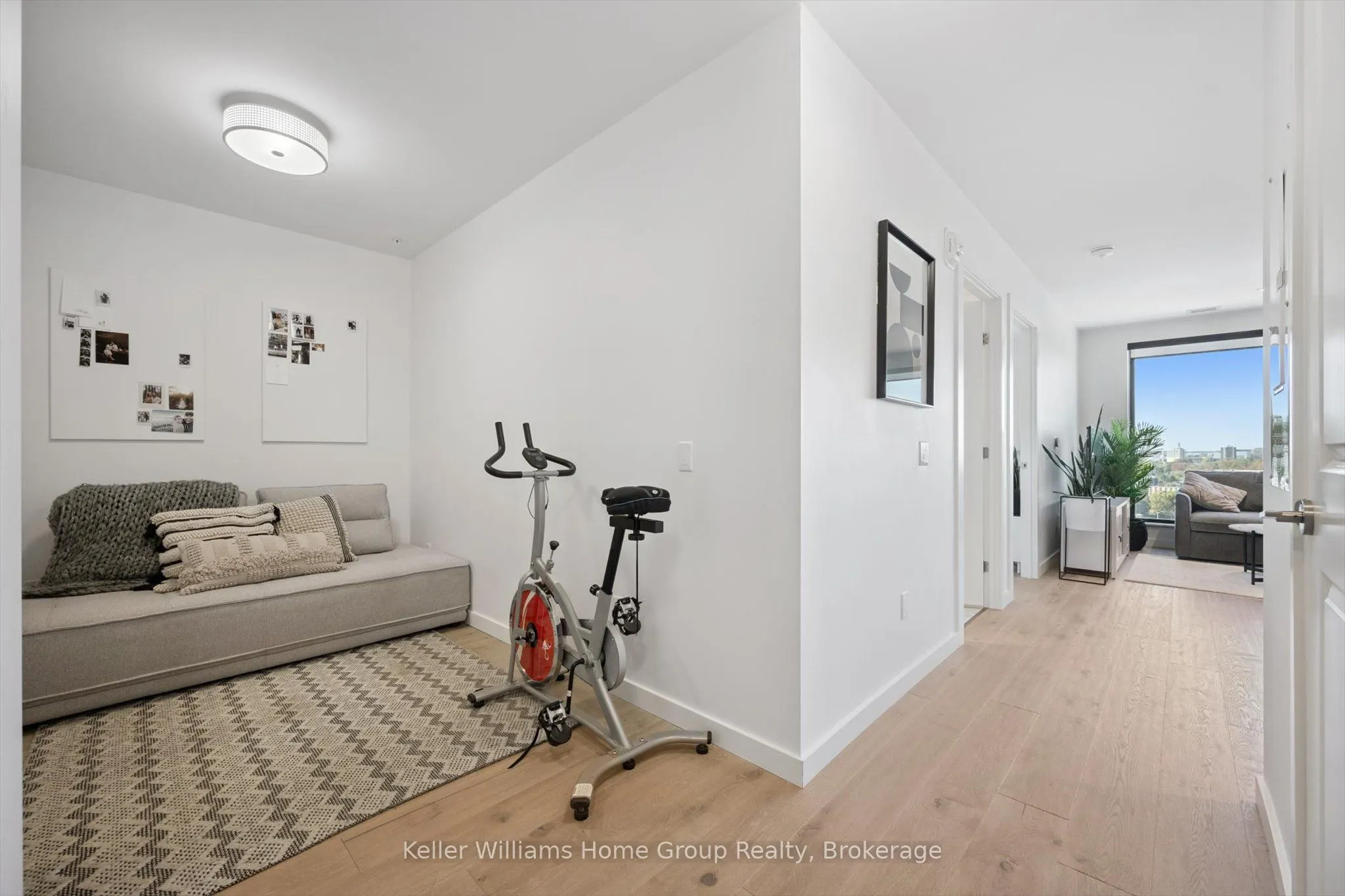 181 King Street S, #1105