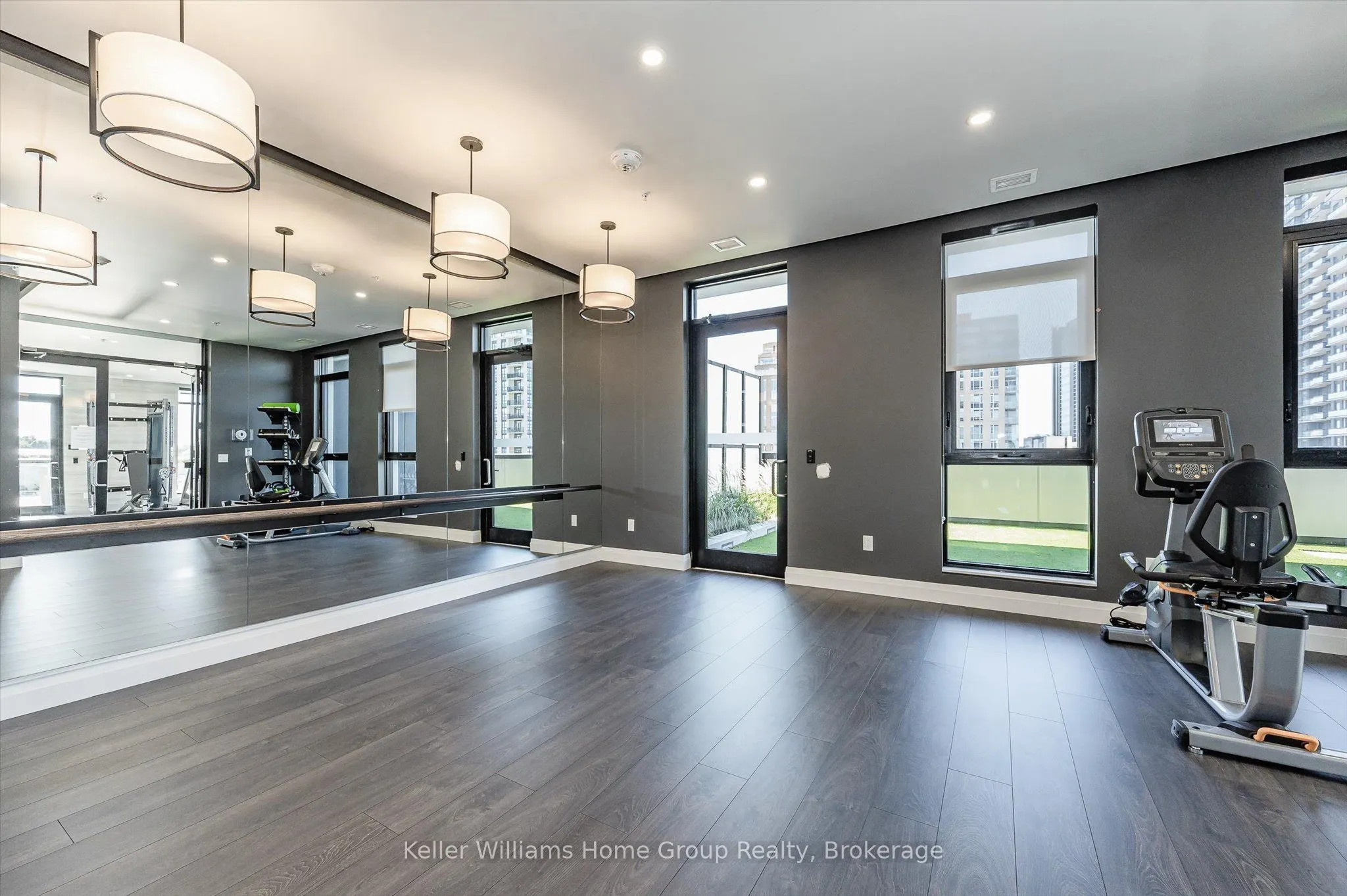 181 King Street S, #1105