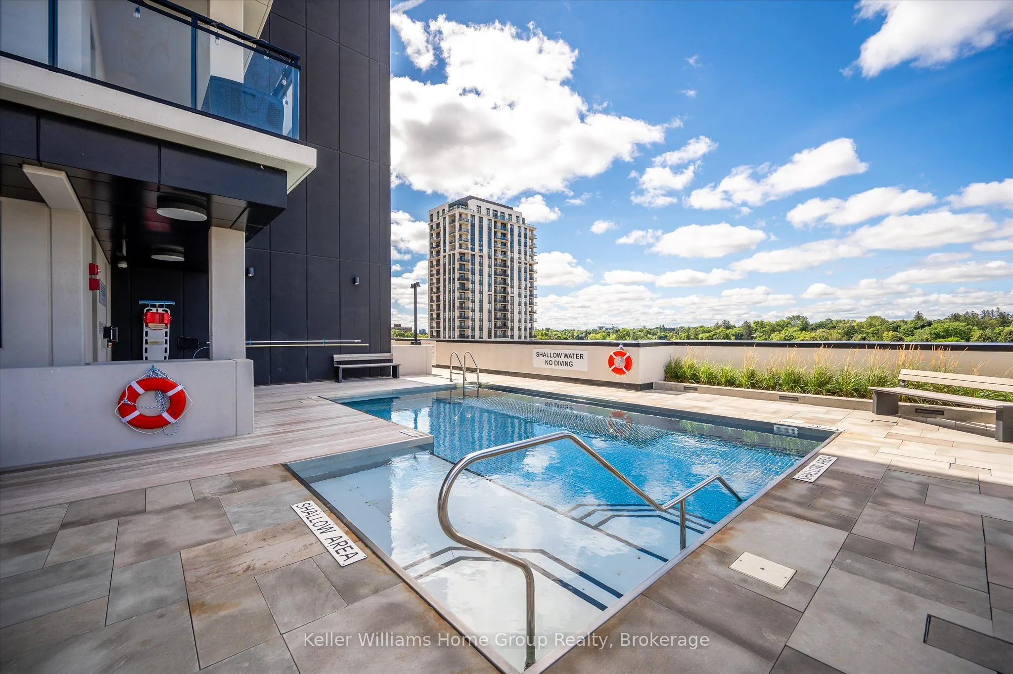 181 King Street S, #1105