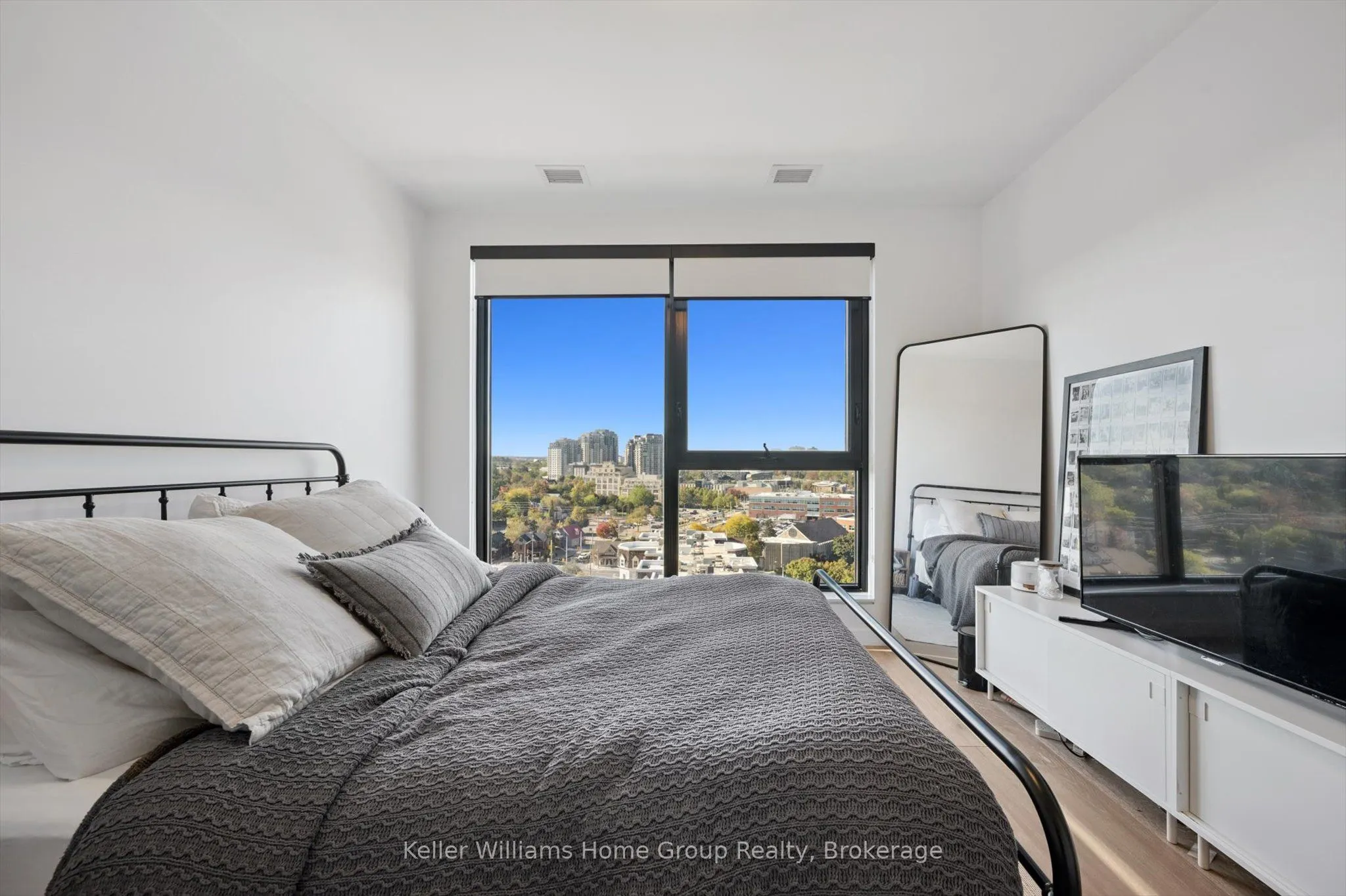 181 King Street S, #1105