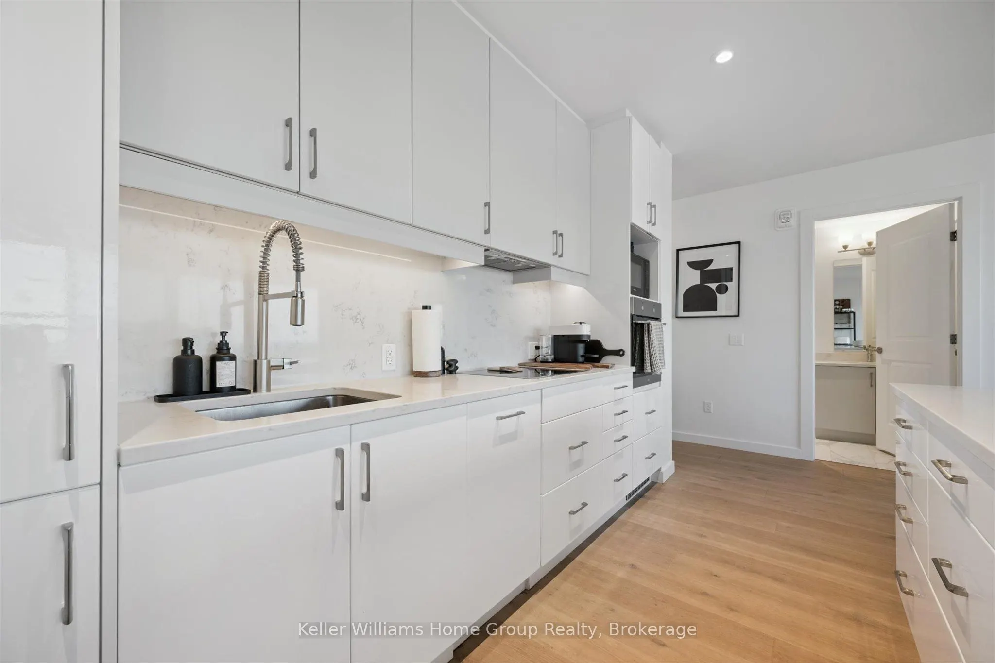 181 King Street S, #1105