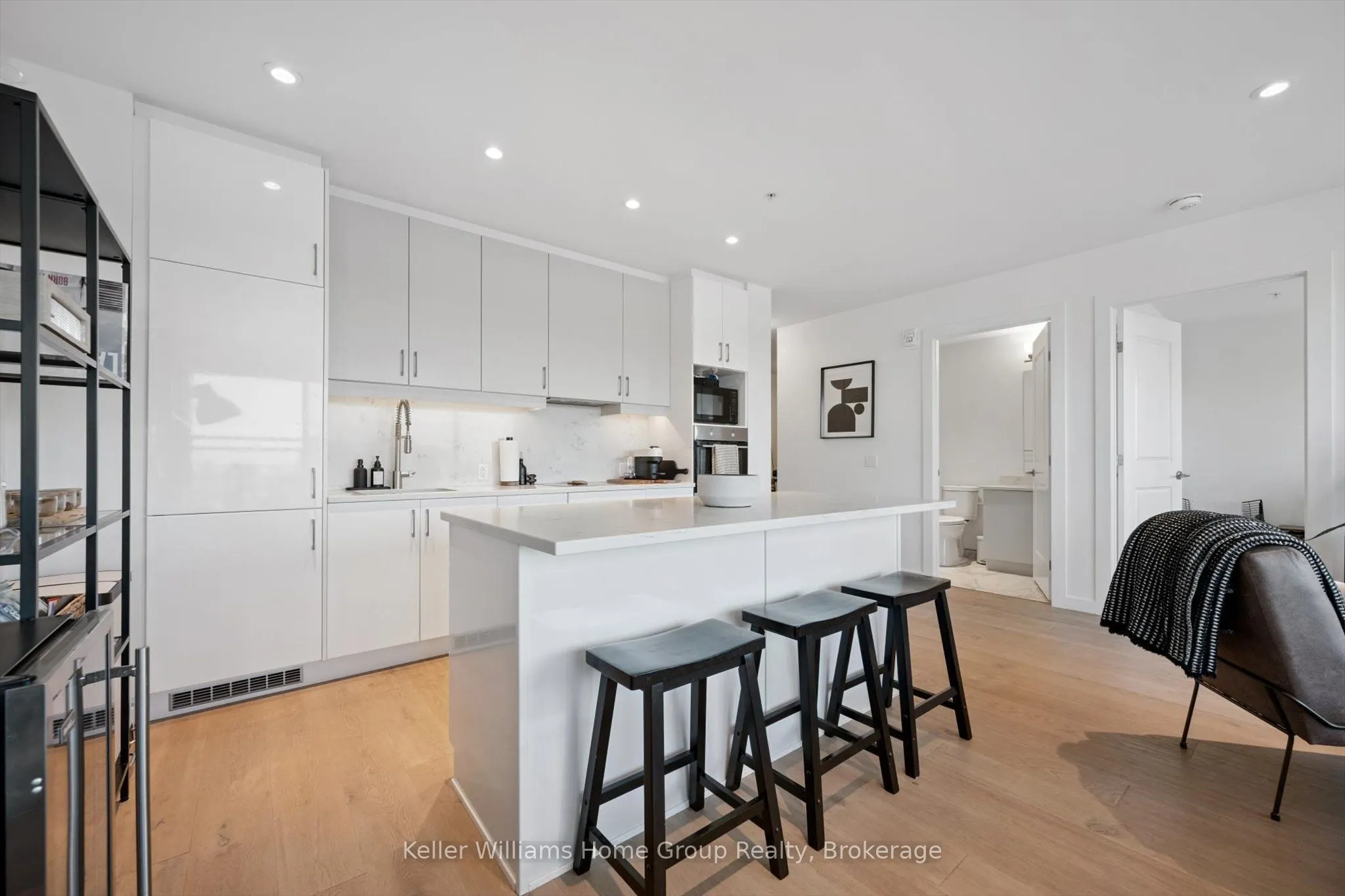 181 King Street S, #1105