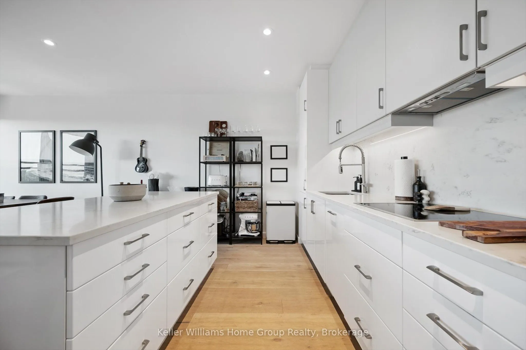 181 King Street S, #1105