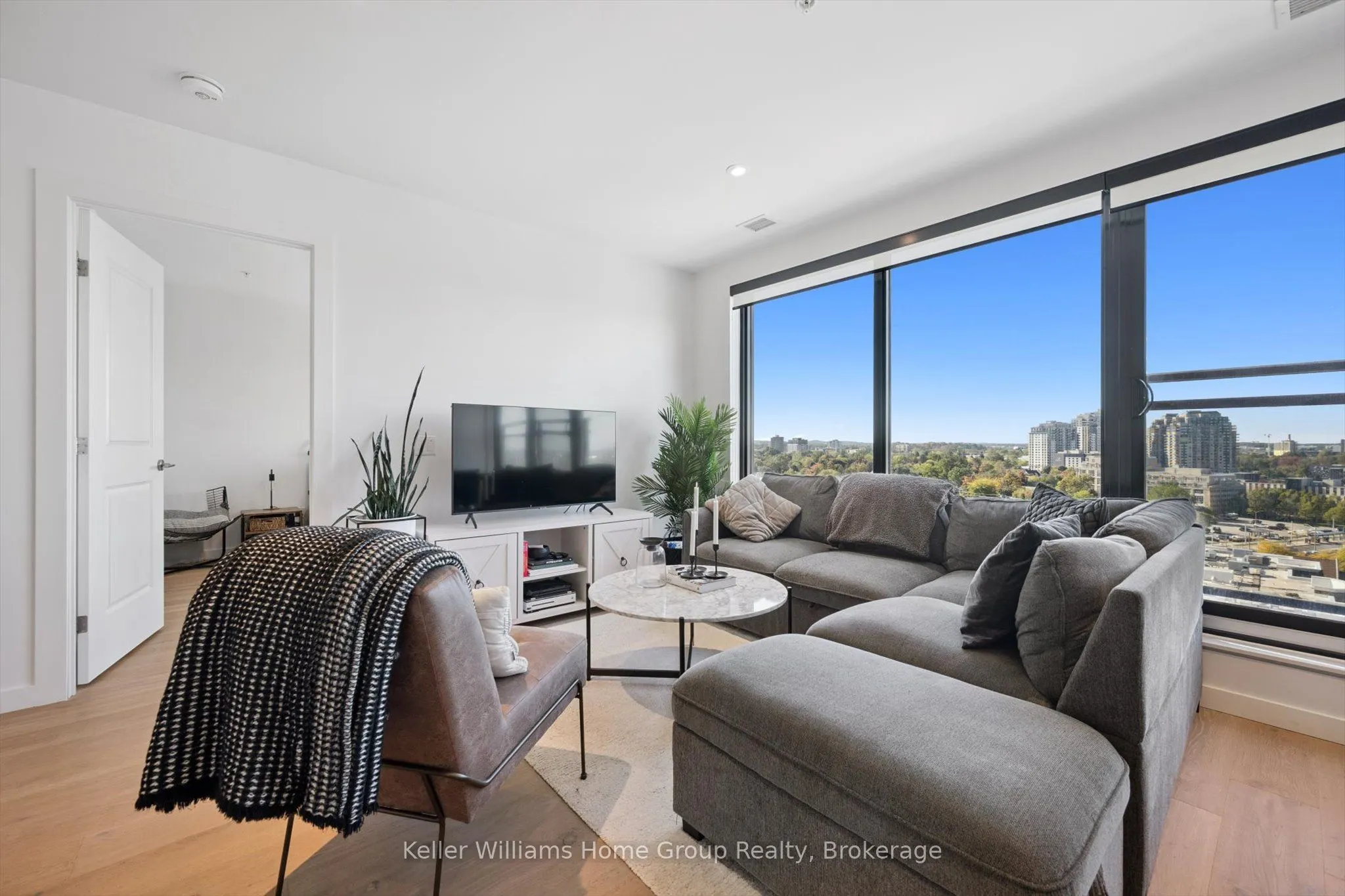 181 King Street S, #1105