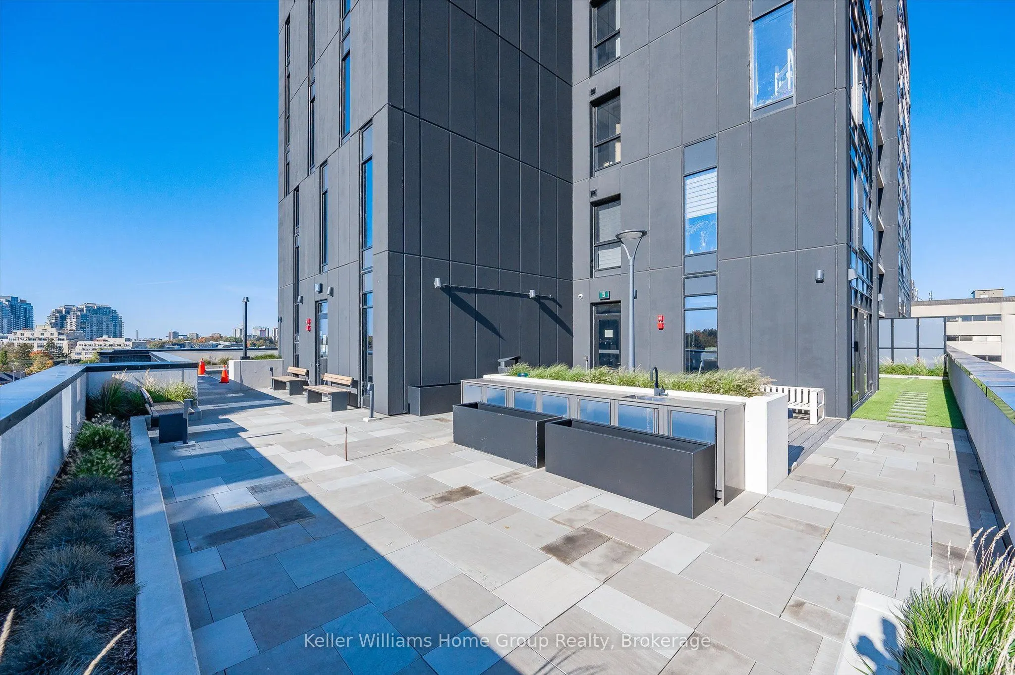 181 King Street S, #1105