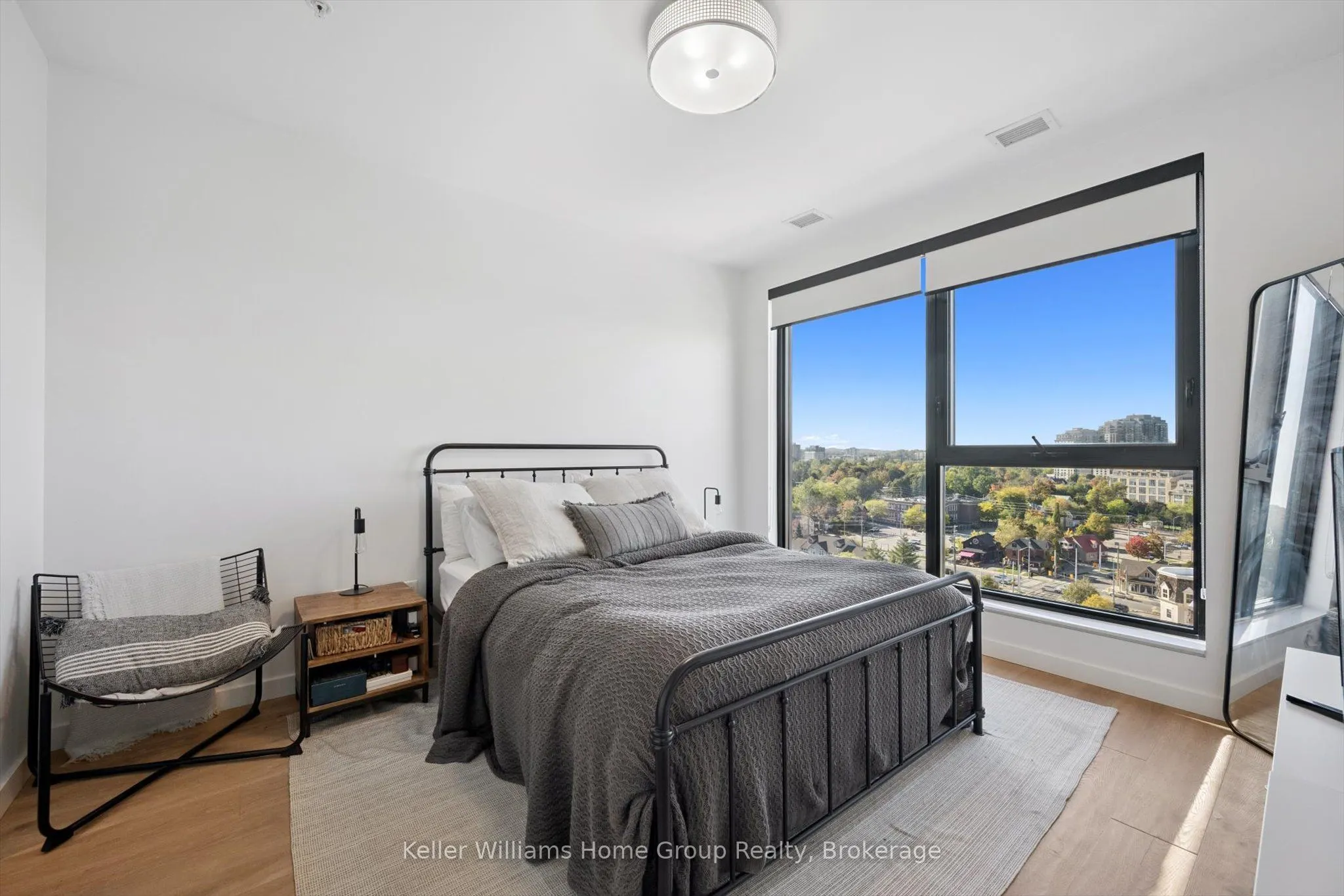 181 King Street S, #1105