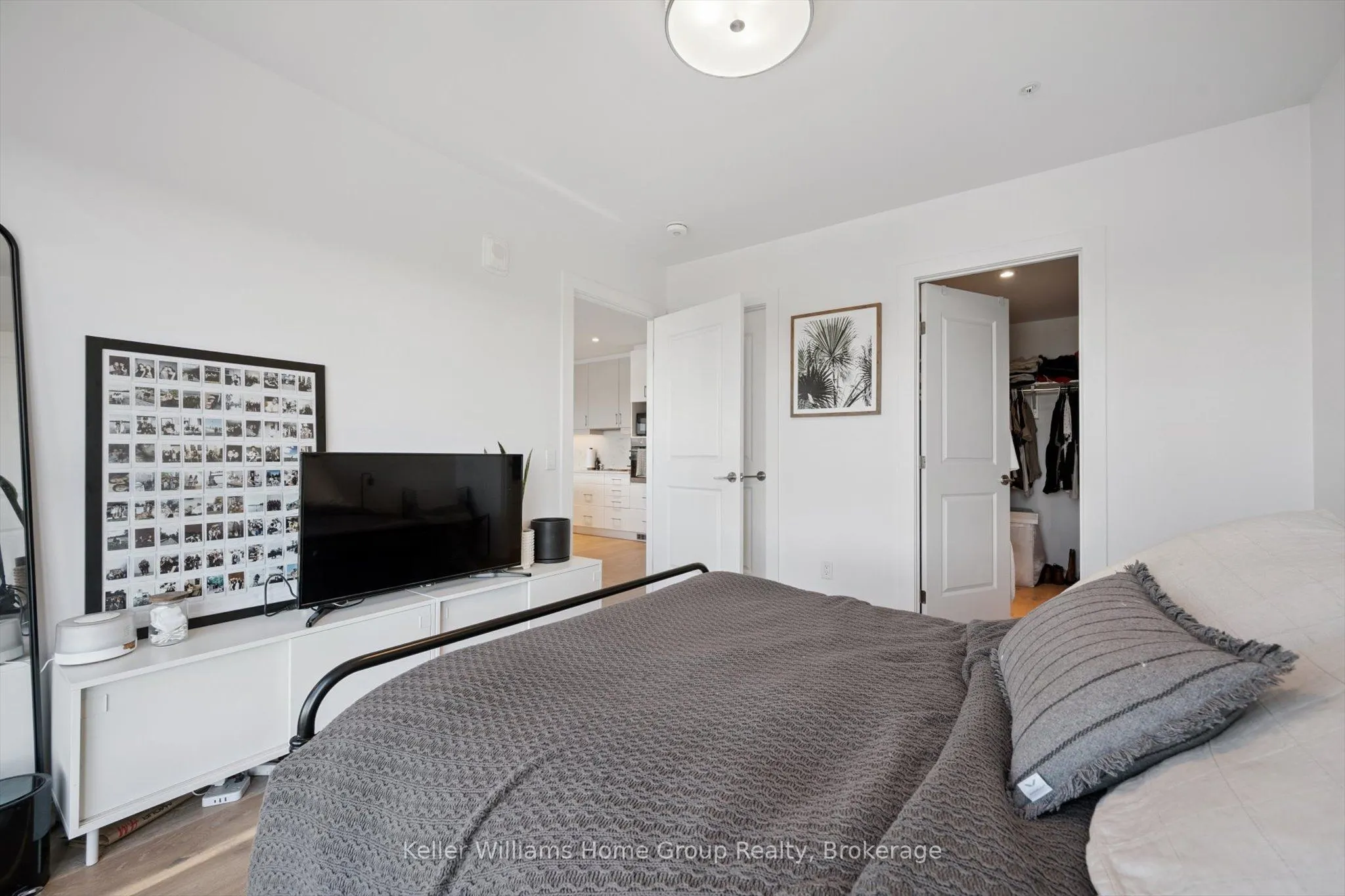 181 King Street S, #1105