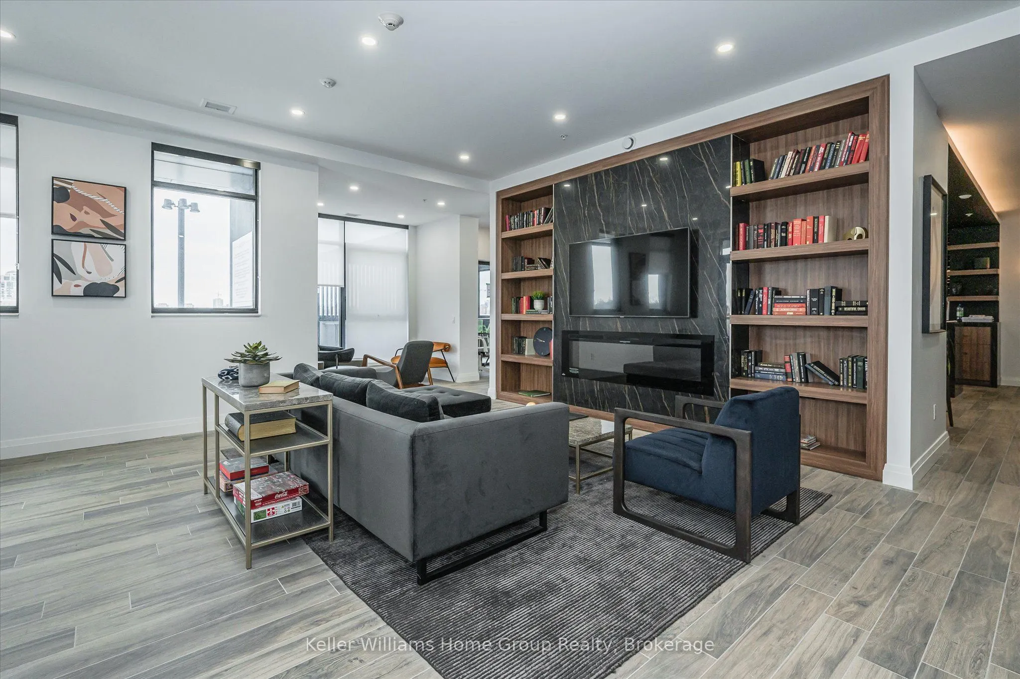 181 King Street S, #1105