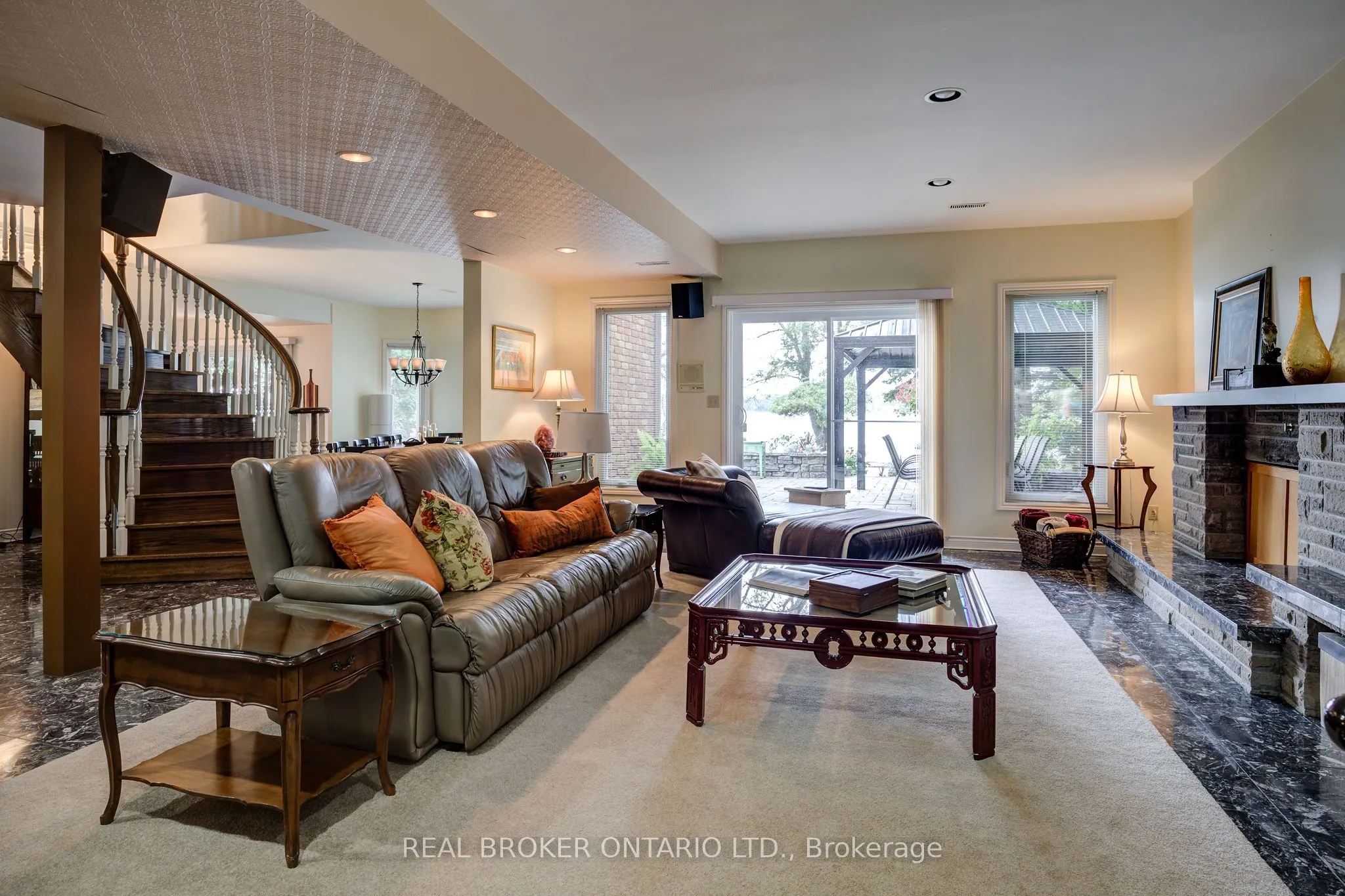 867 Admiral Drive