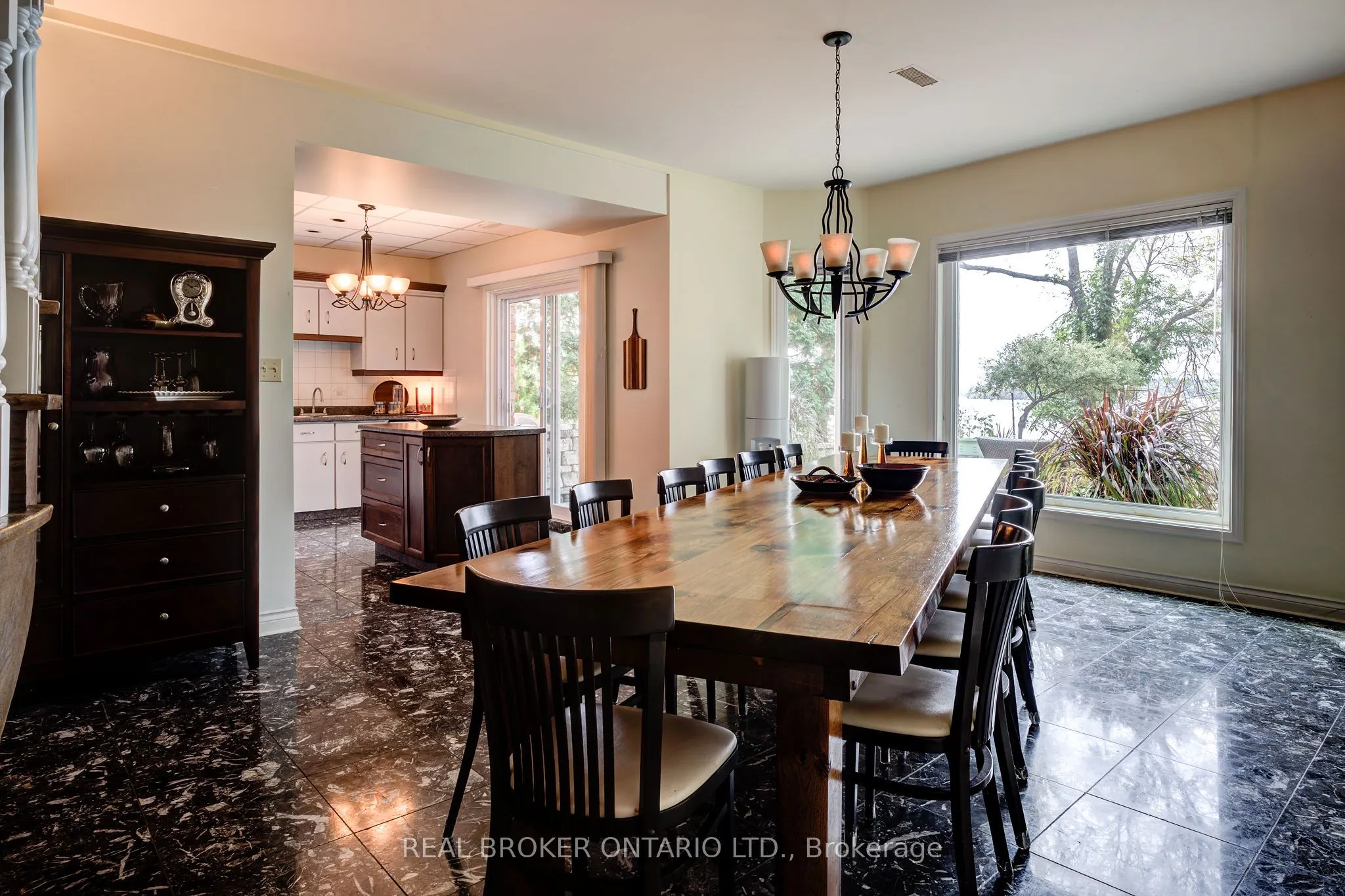 867 Admiral Drive