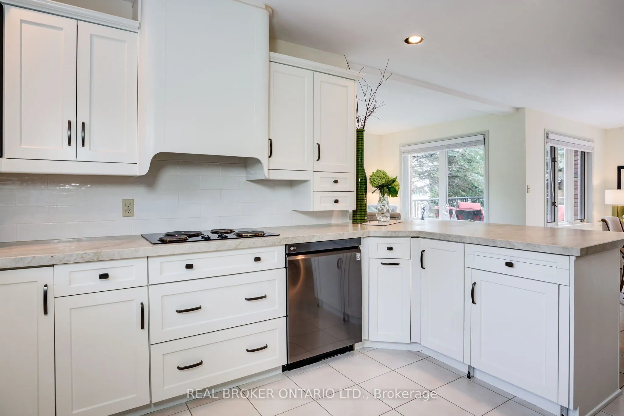 867 Admiral Drive