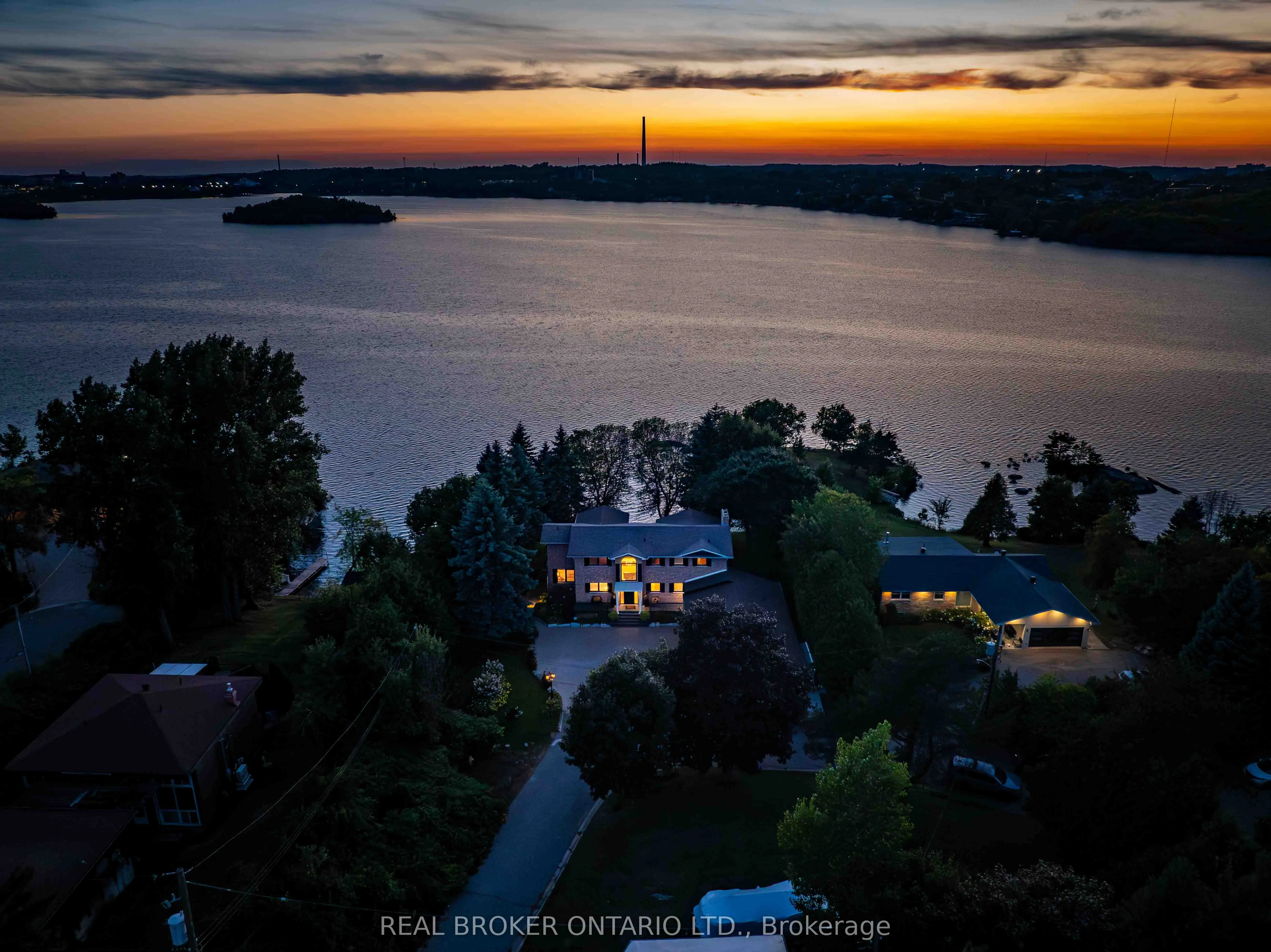 867 Admiral Drive