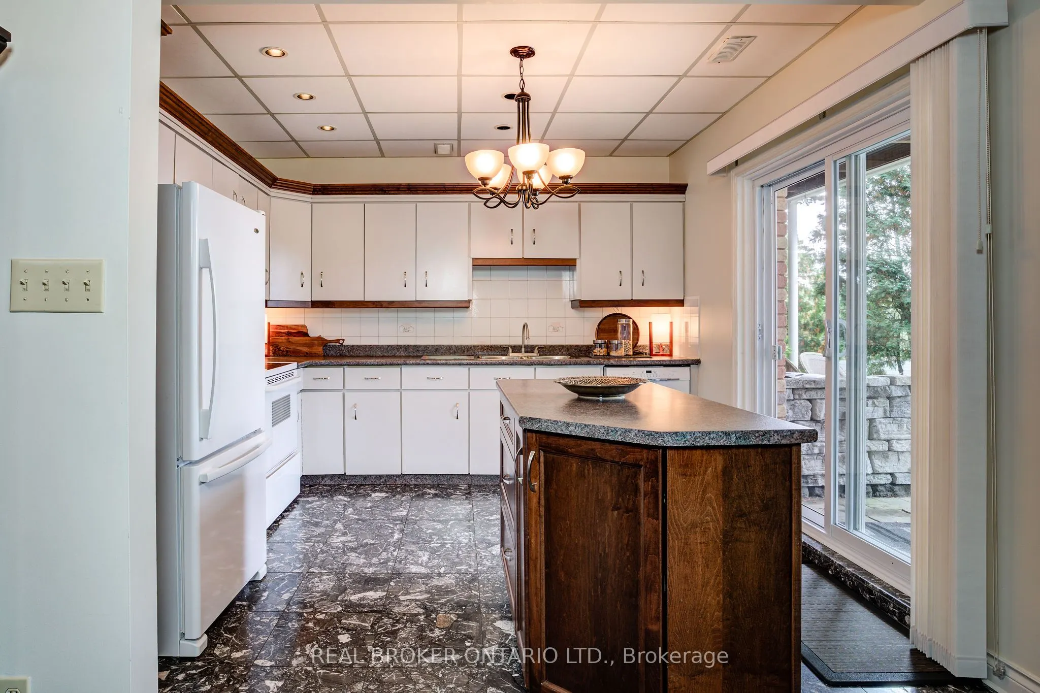867 Admiral Drive