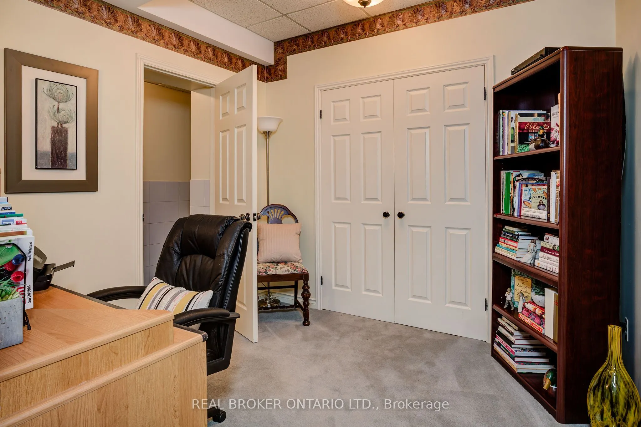 867 Admiral Drive