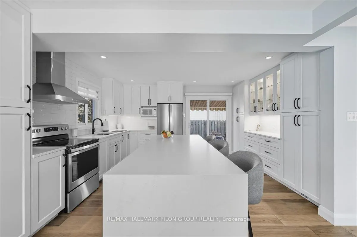 6343 Viseneau Drive