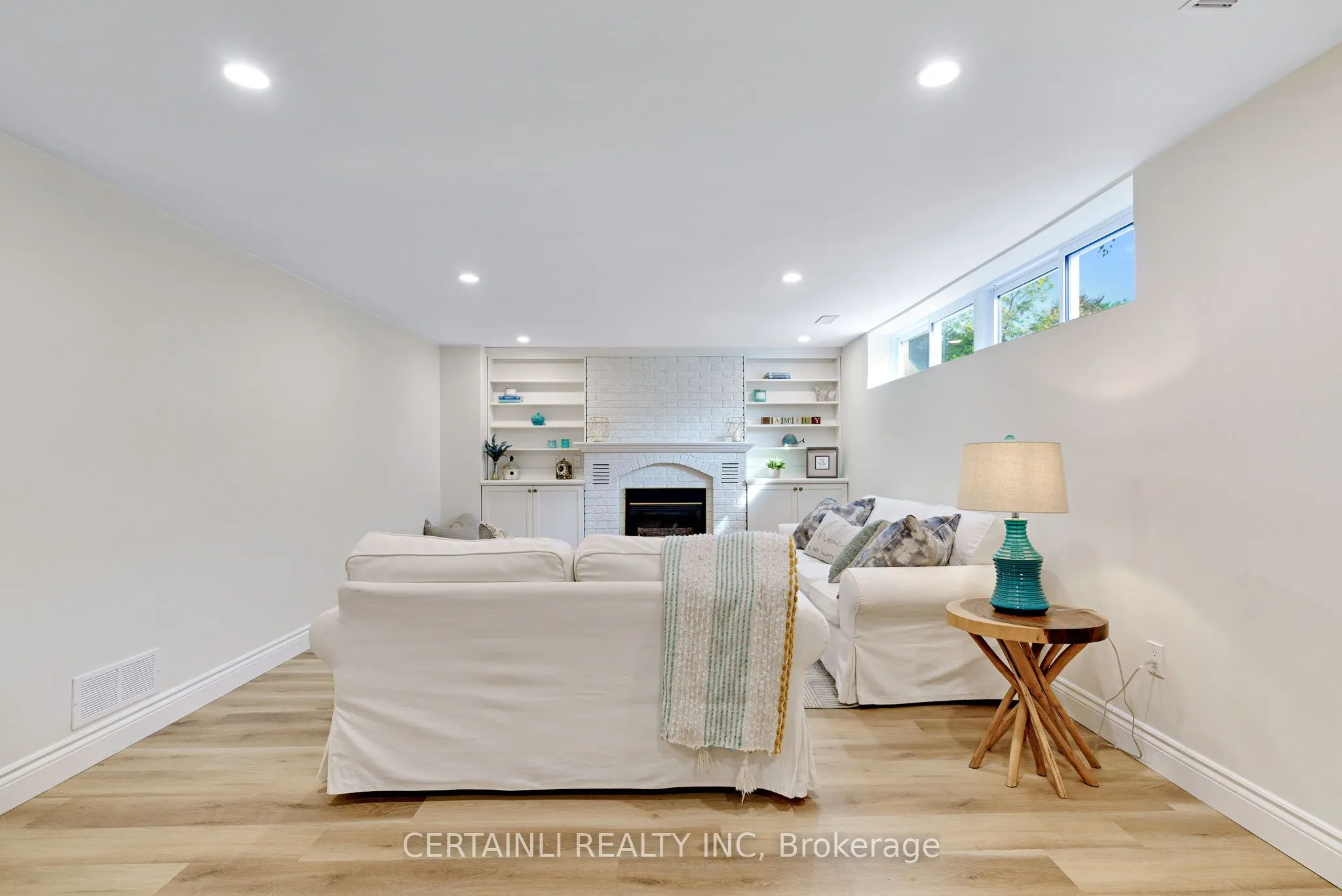 1180 Guildwood Boulevard