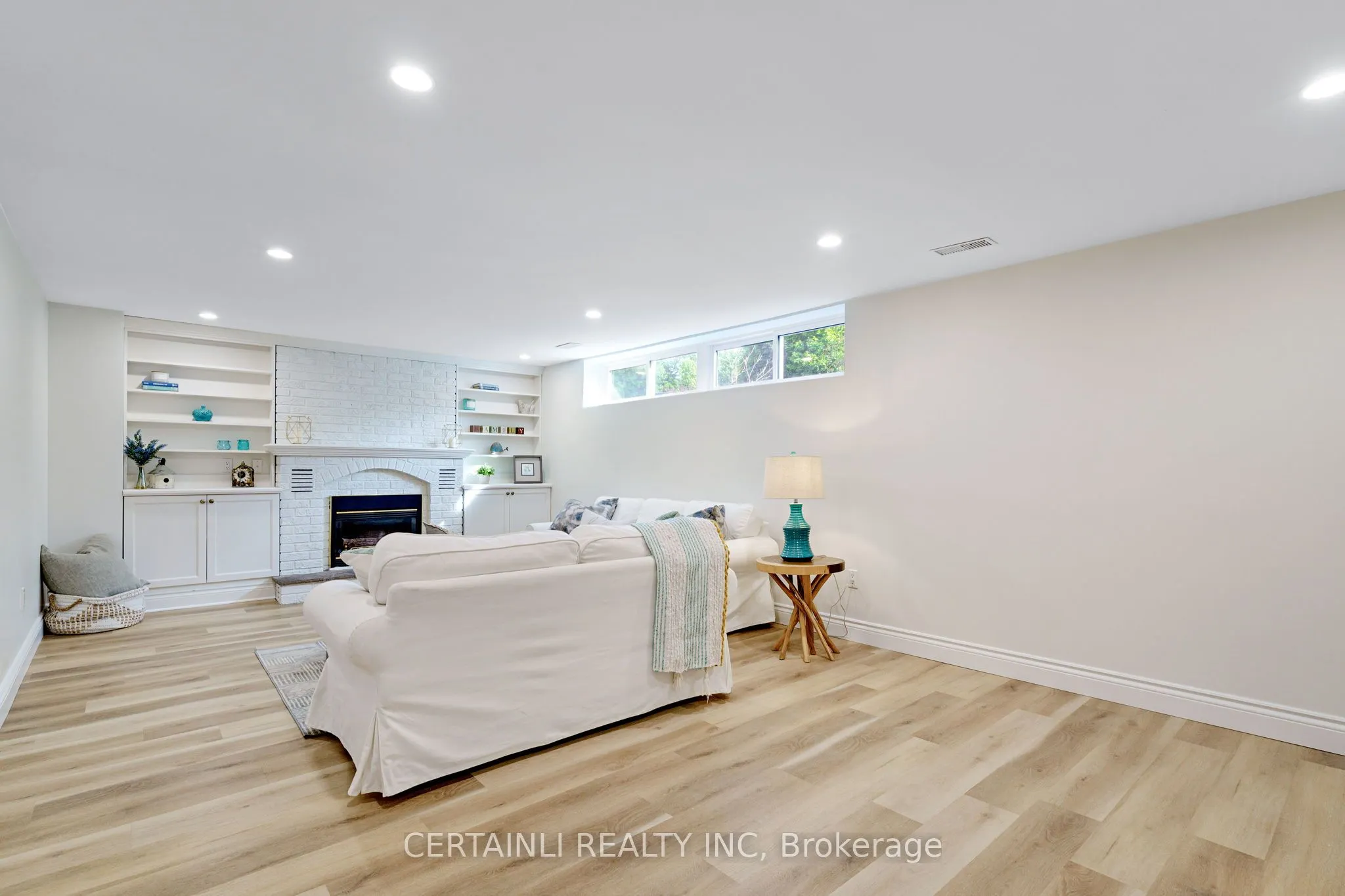 1180 Guildwood Boulevard