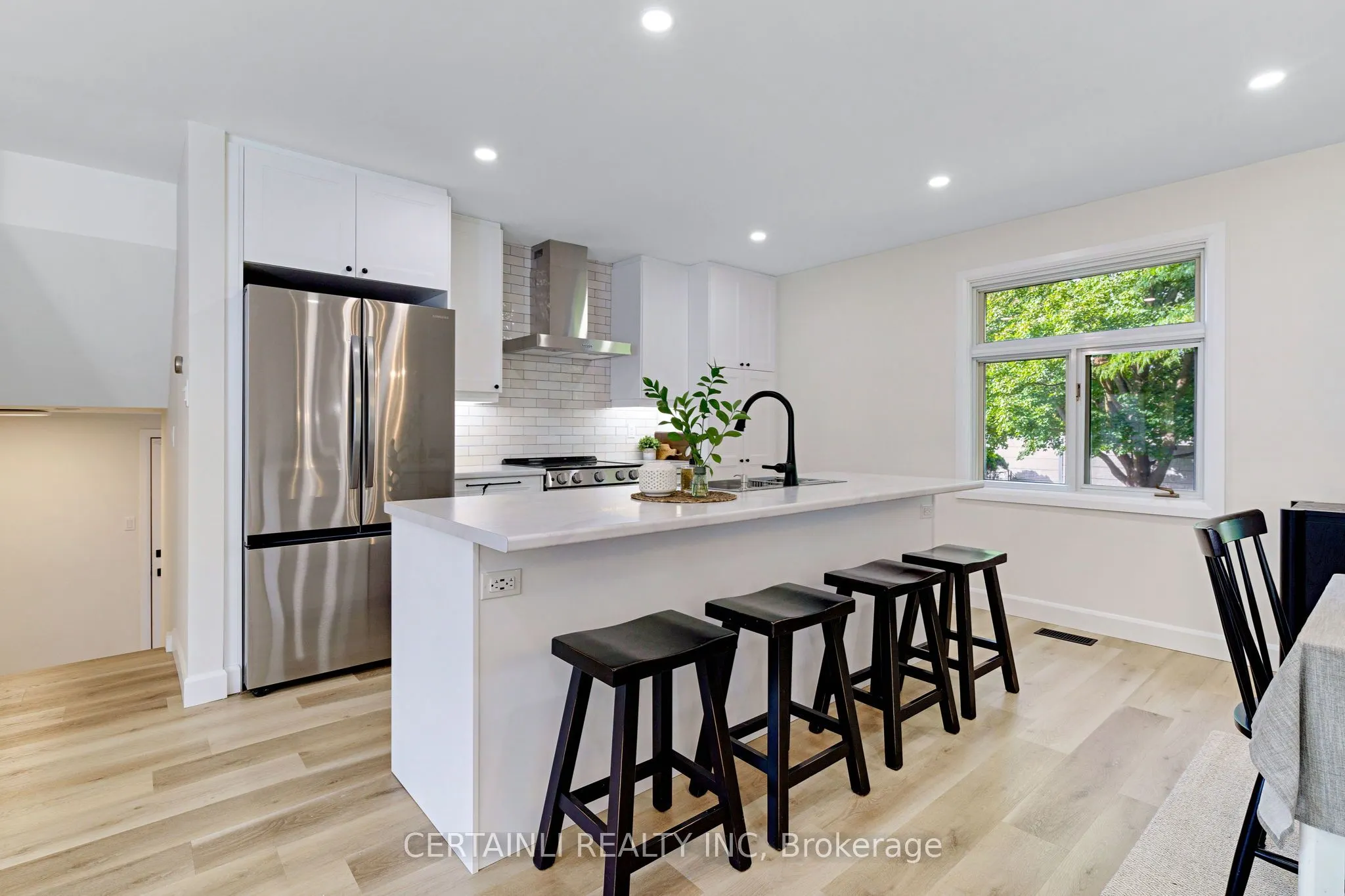 1180 Guildwood Boulevard