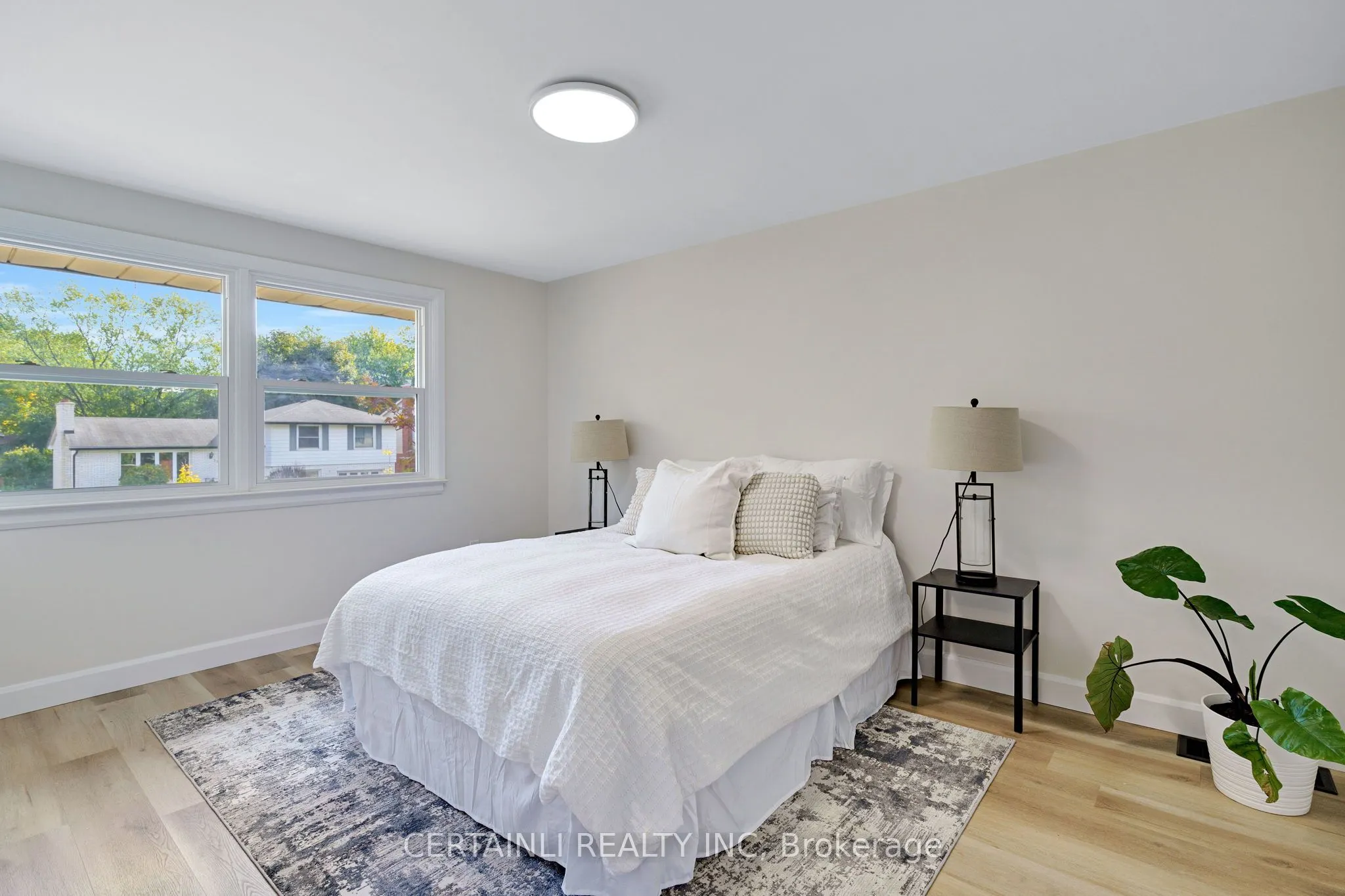 1180 Guildwood Boulevard