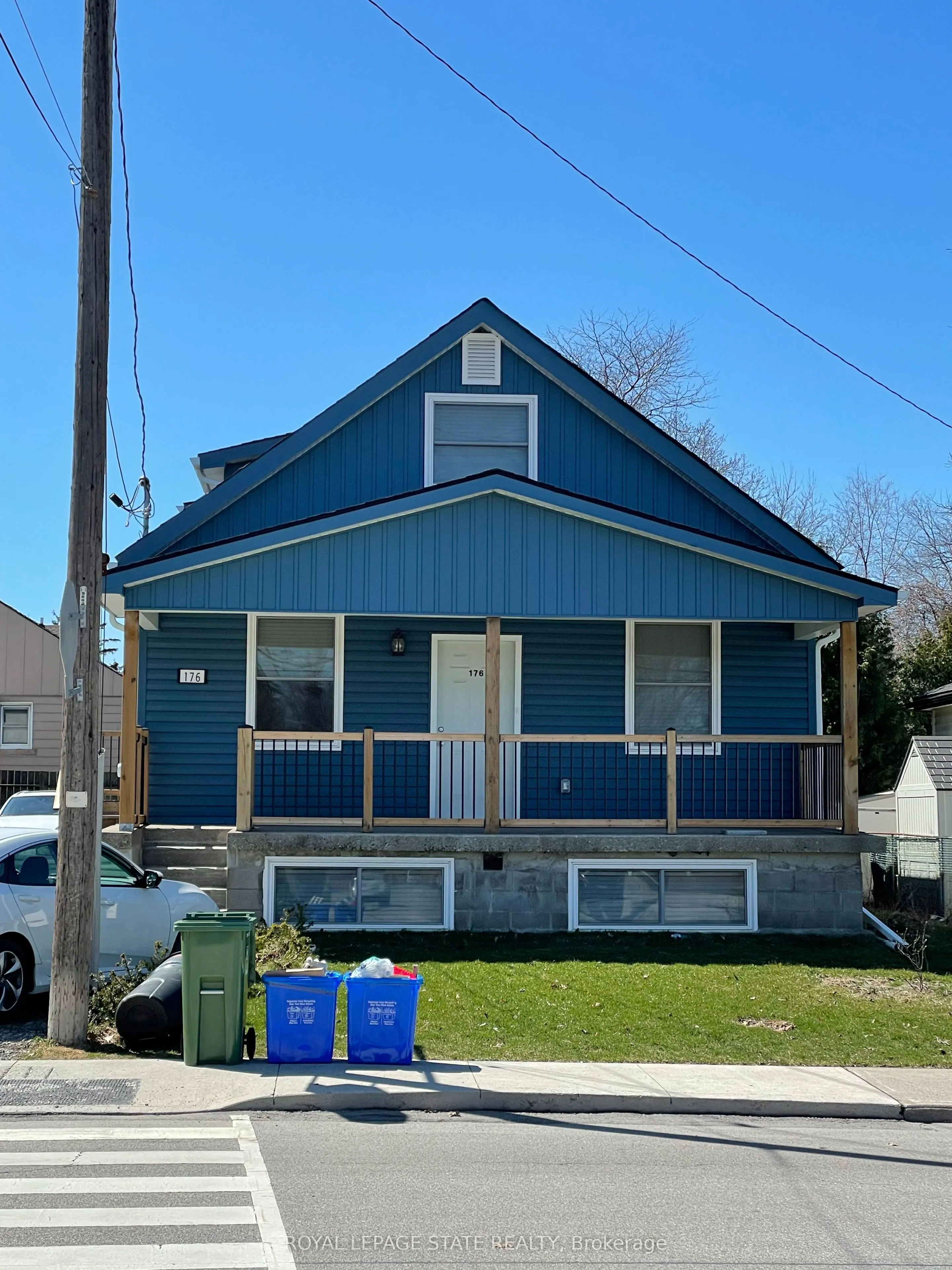 176 Queensdale Avenue, #Lower