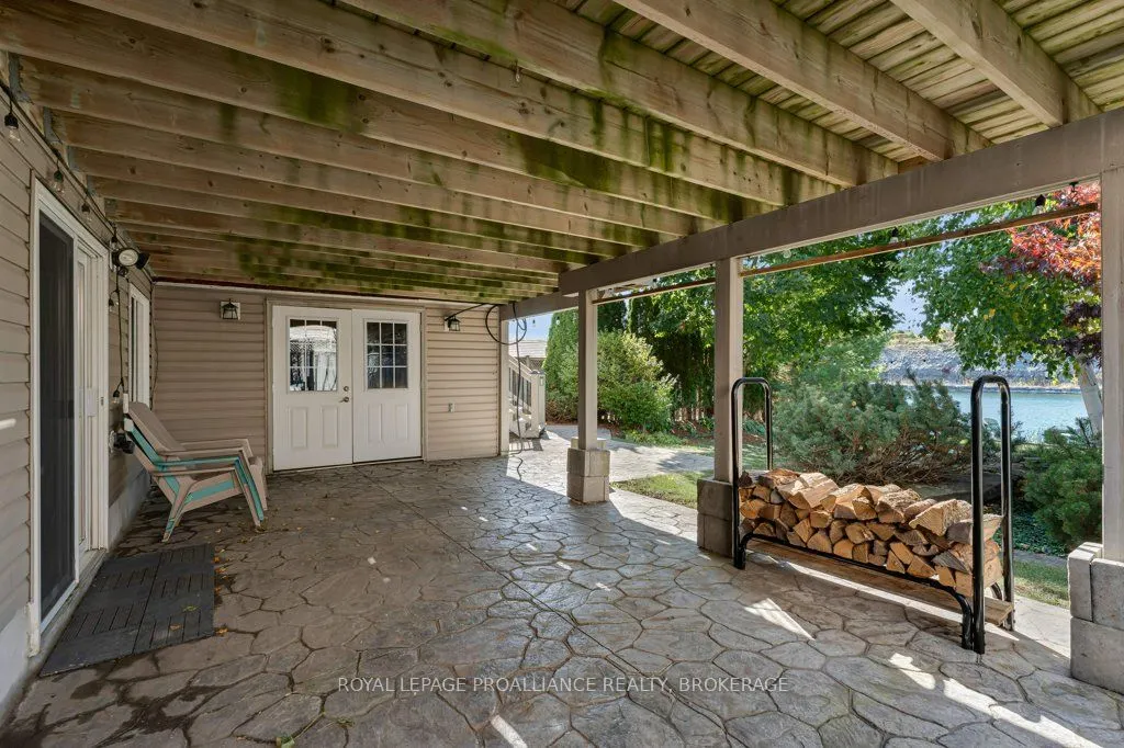 1415 Stoneridge Drive