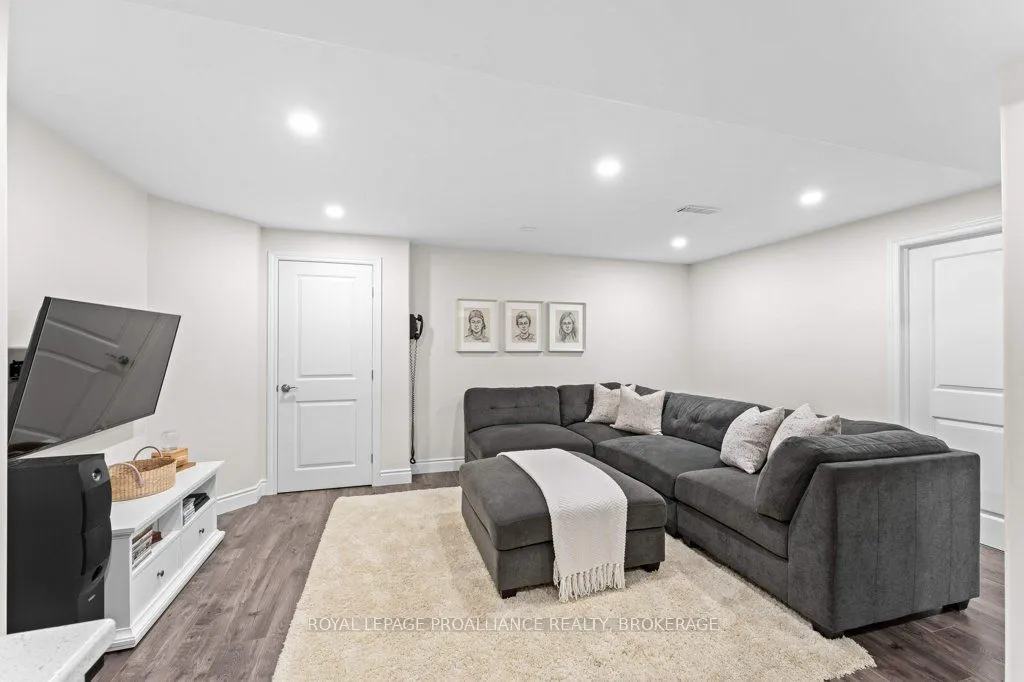 1415 Stoneridge Drive