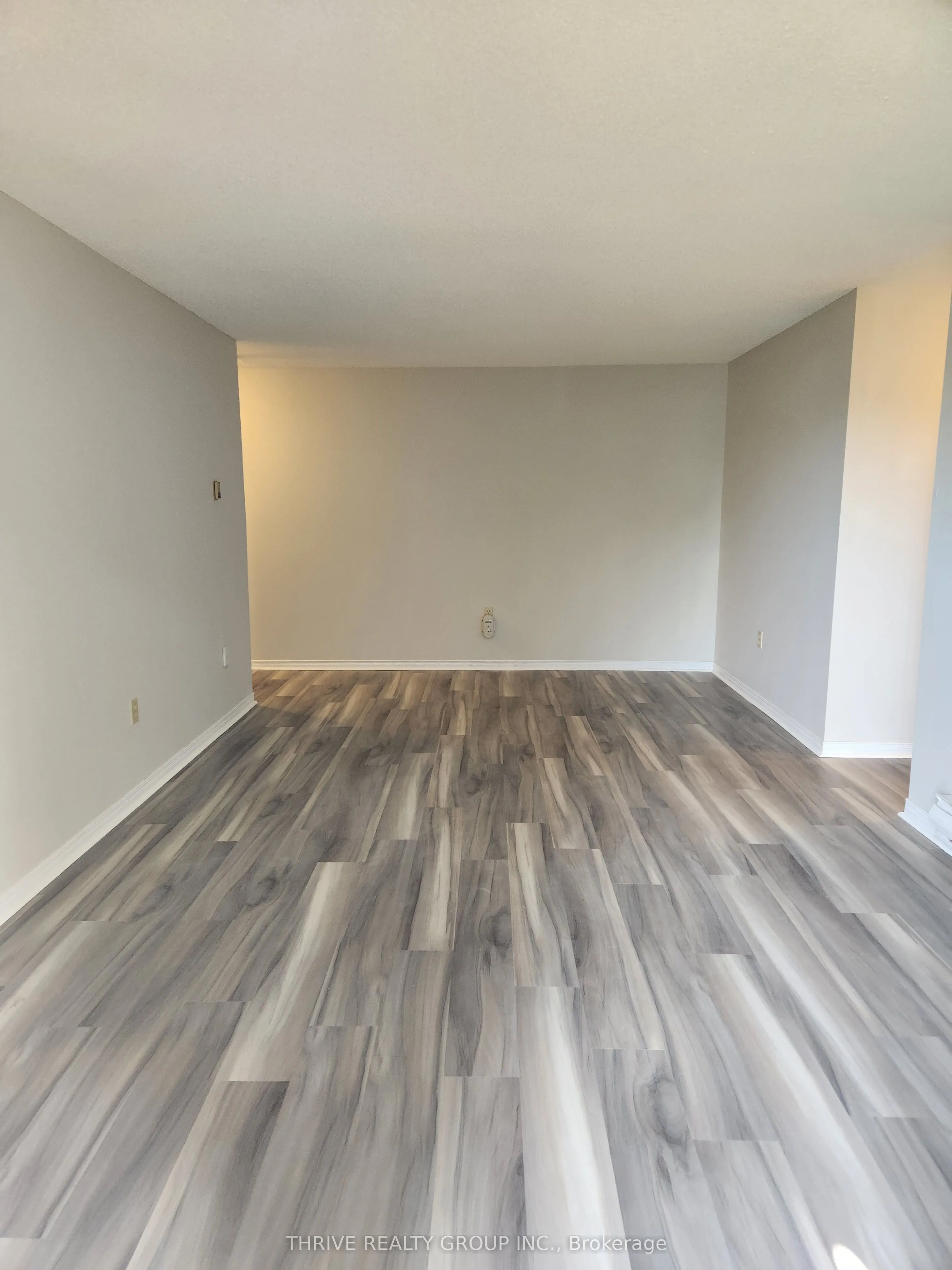 1100 Jalna Boulevard, #101