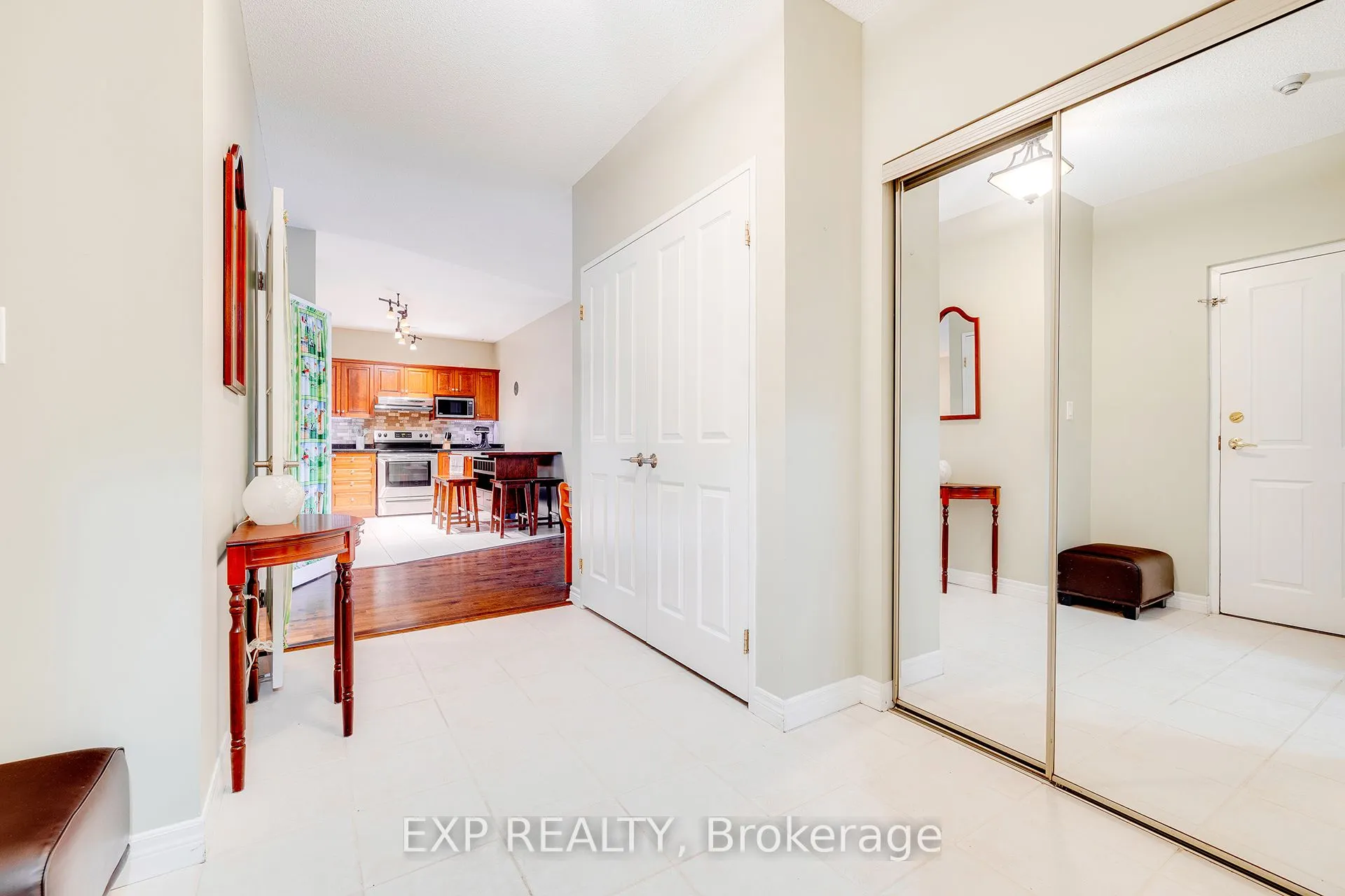 255 Keats Way, #403