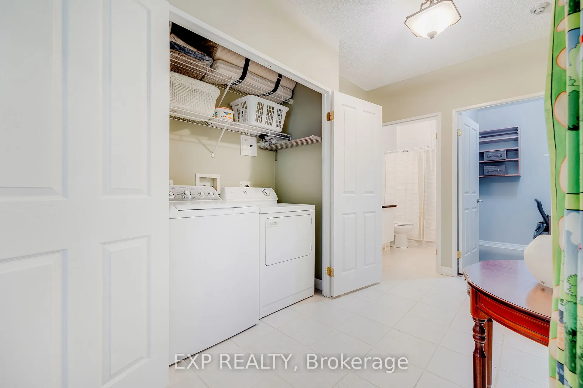 255 Keats Way, #403