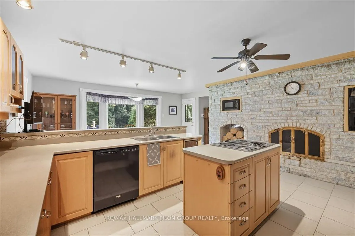 1717 Lakeshore Drive