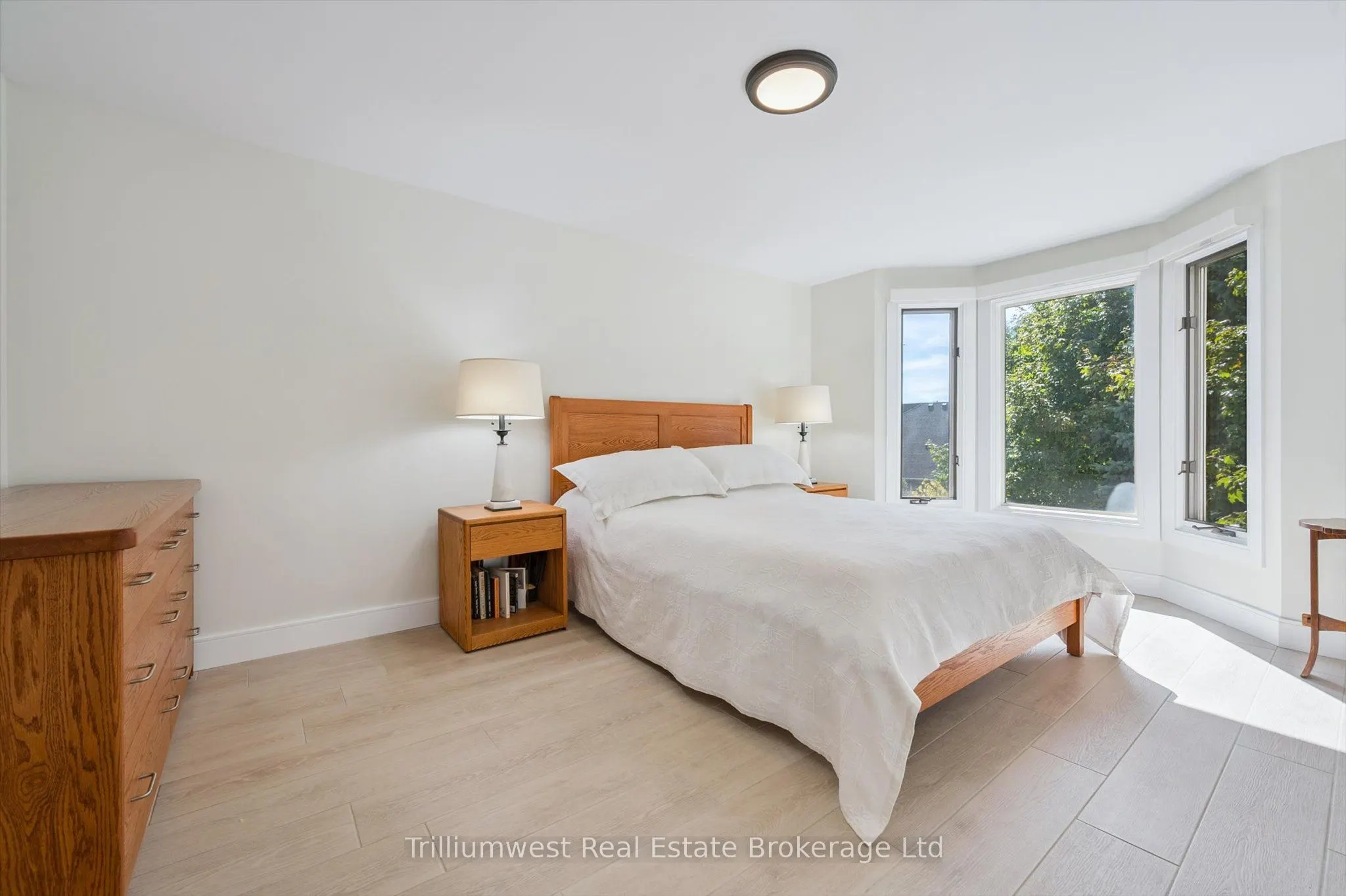 941 Gordon Street, #64