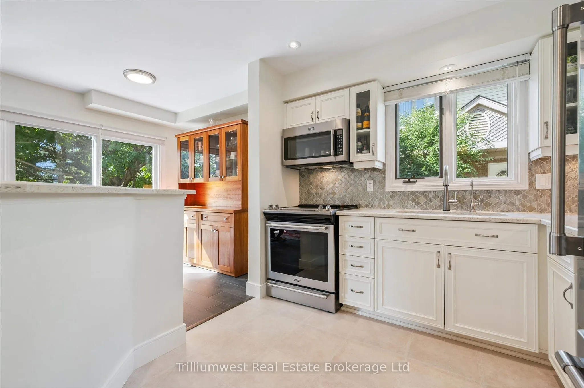 941 Gordon Street, #64