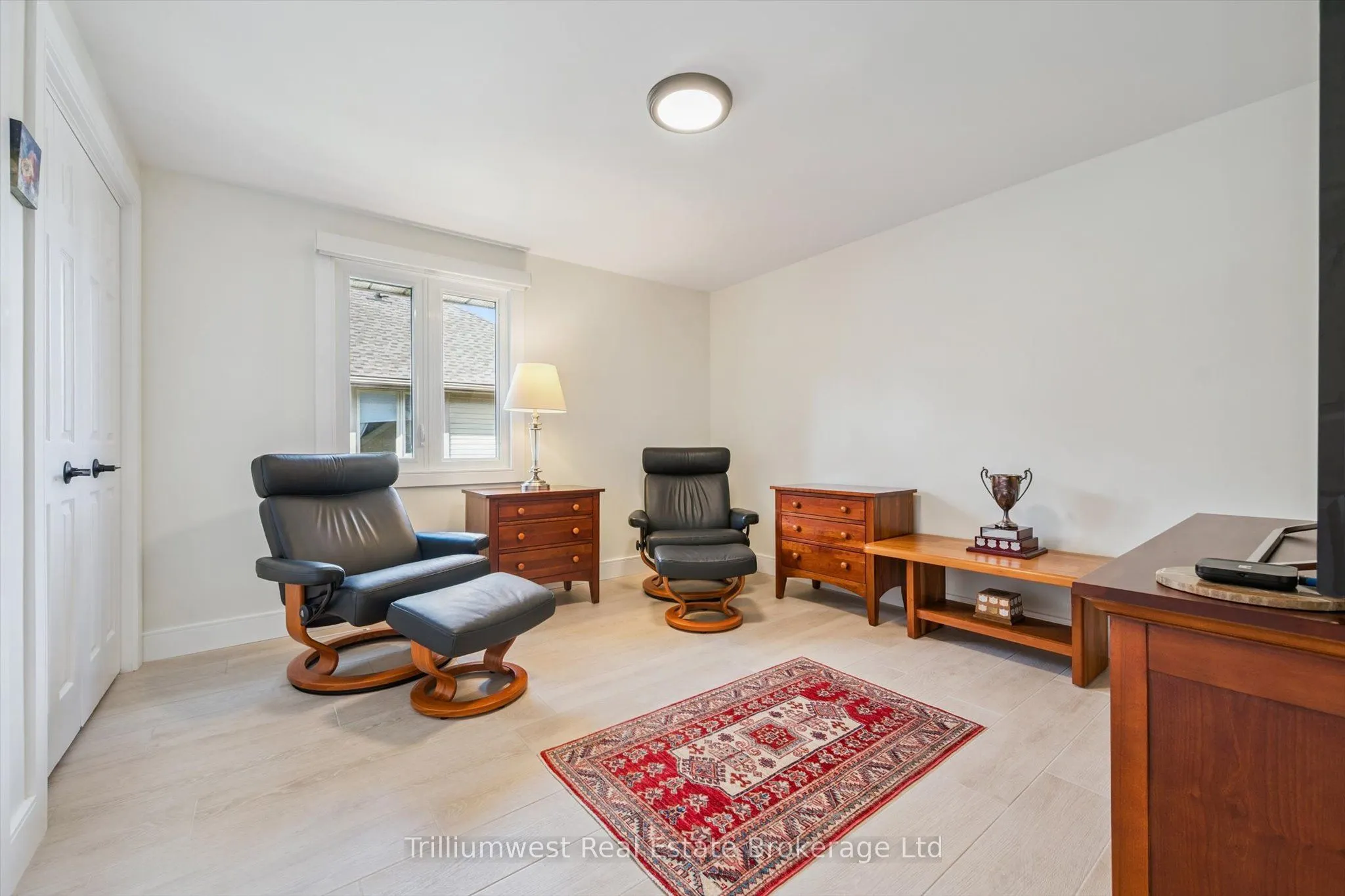 941 Gordon Street, #64