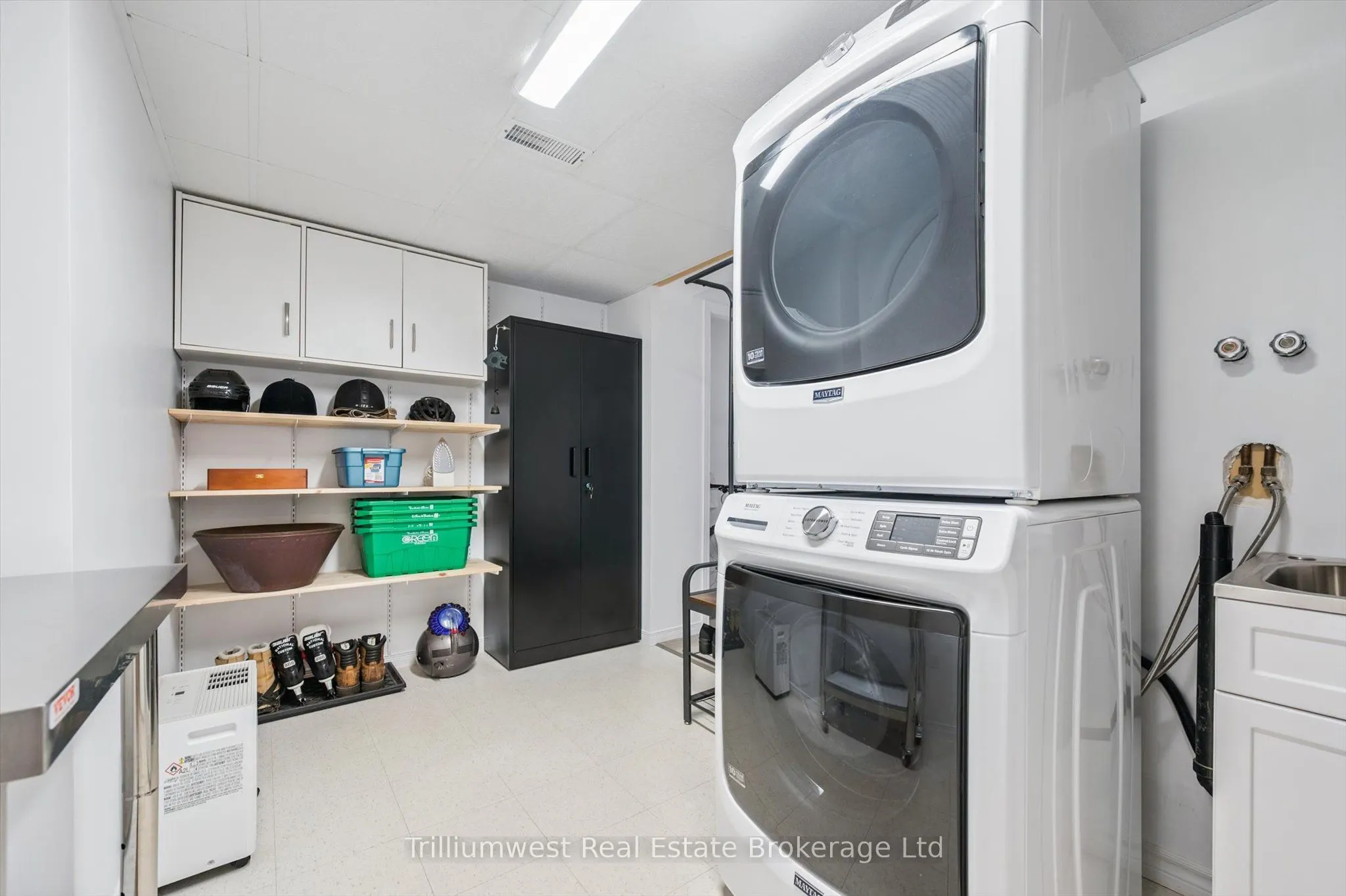 941 Gordon Street, #64
