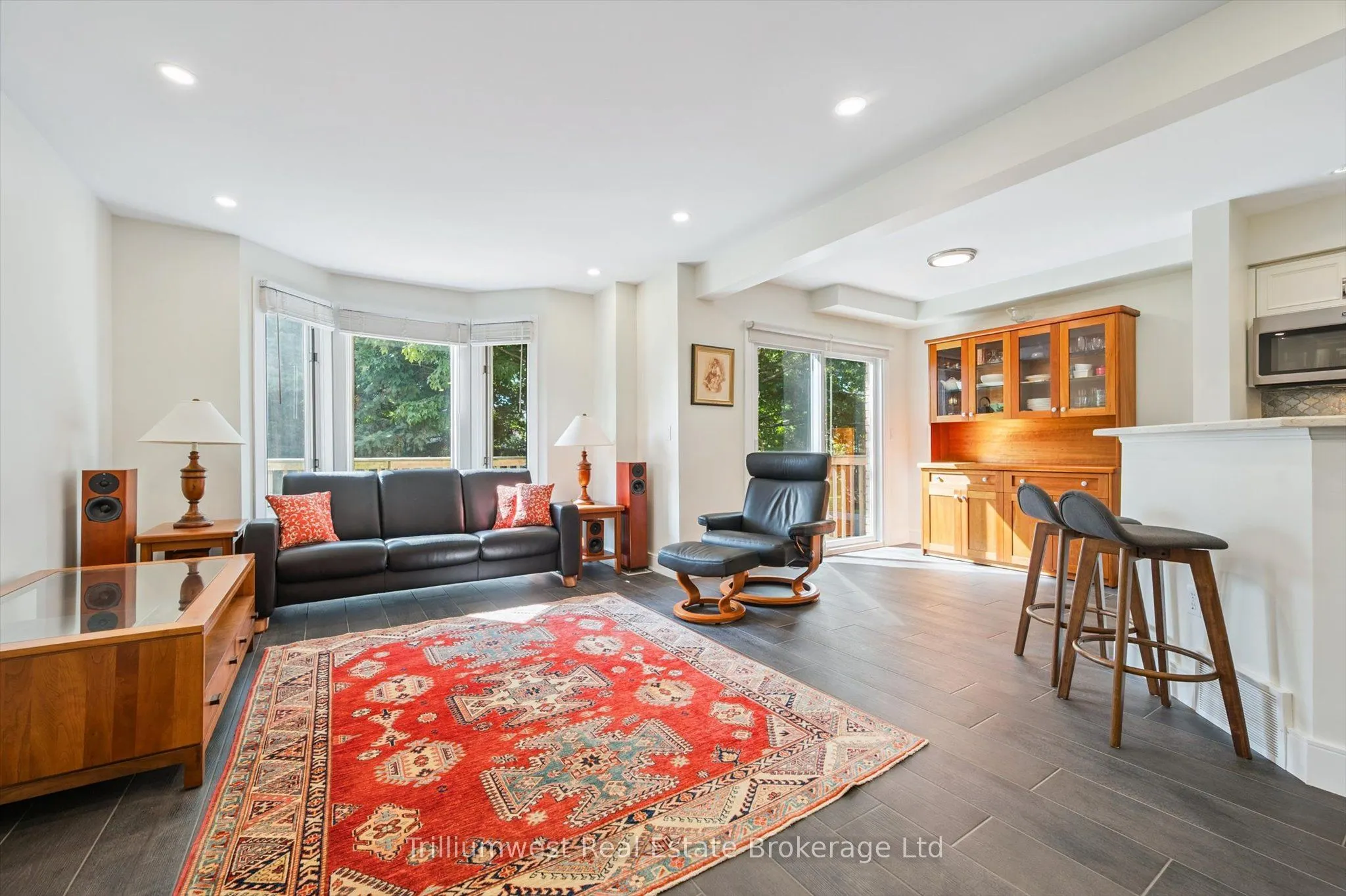 941 Gordon Street, #64