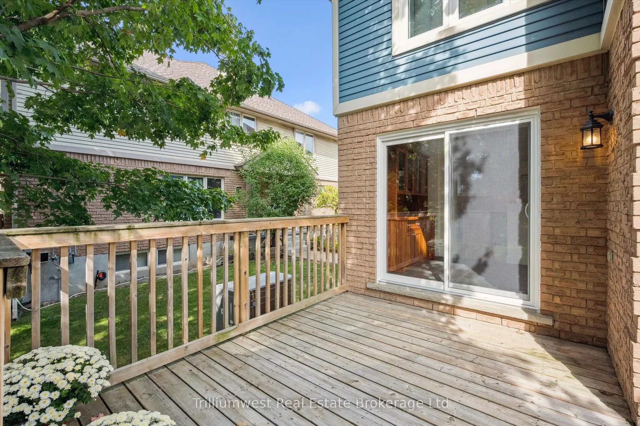 941 Gordon Street, #64
