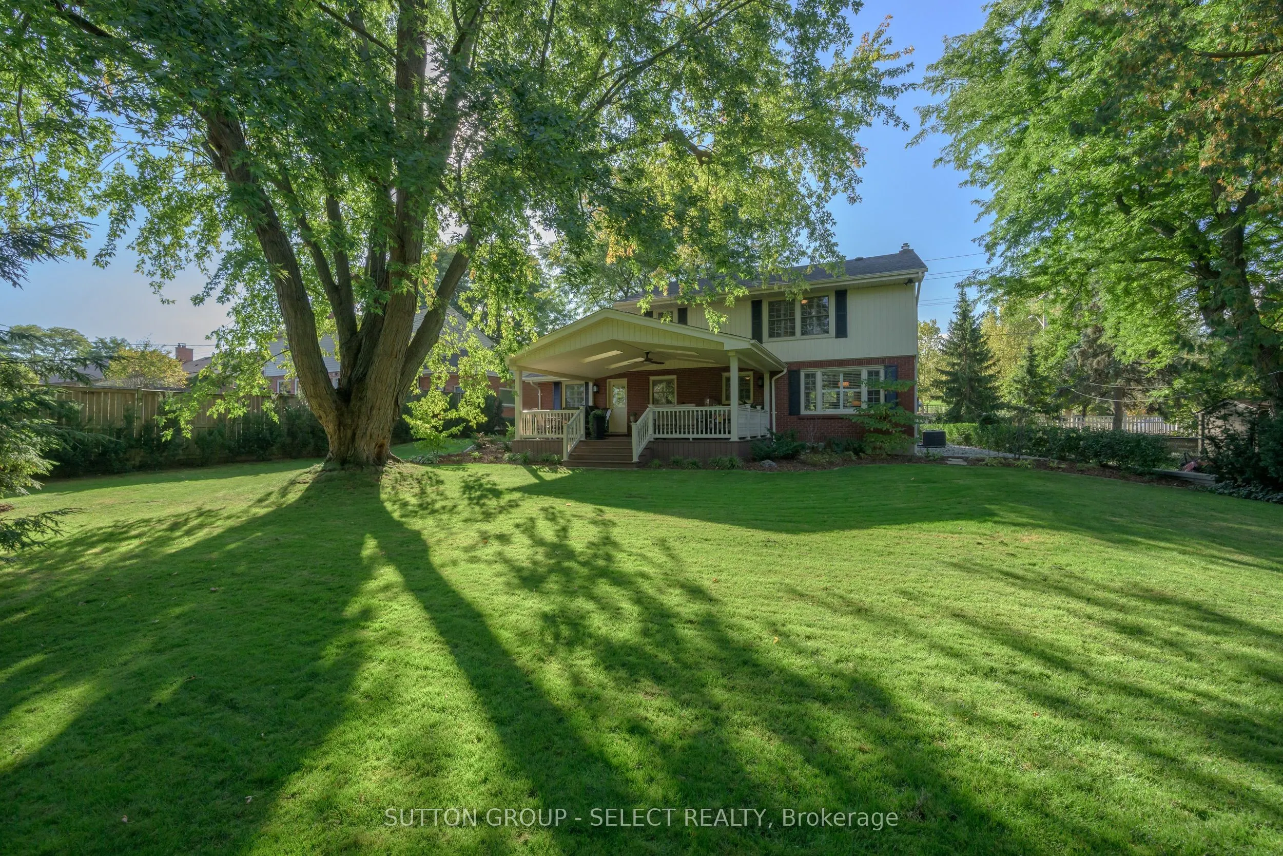 272 Commissioners Road E