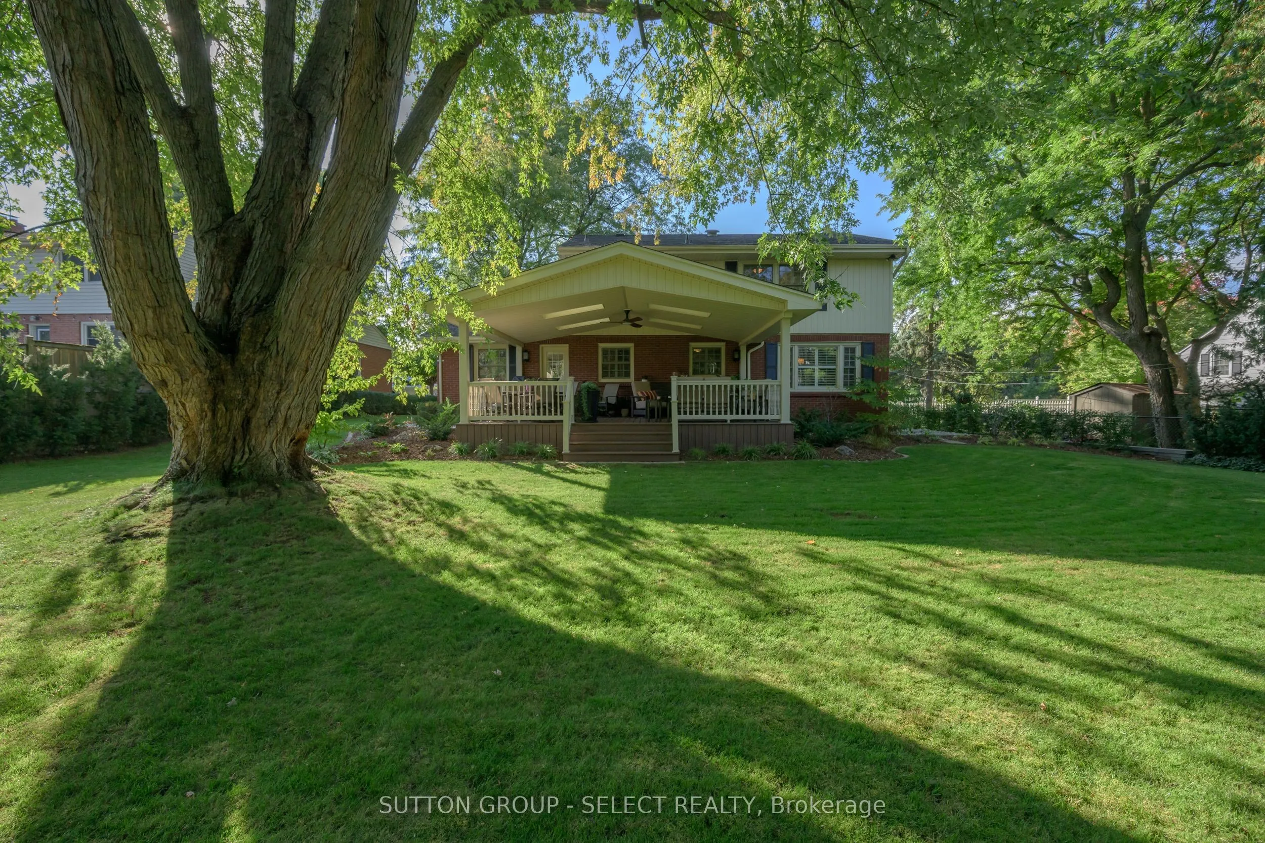 272 Commissioners Road E