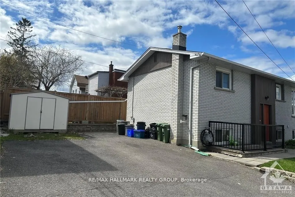 280 ST DENIS Street