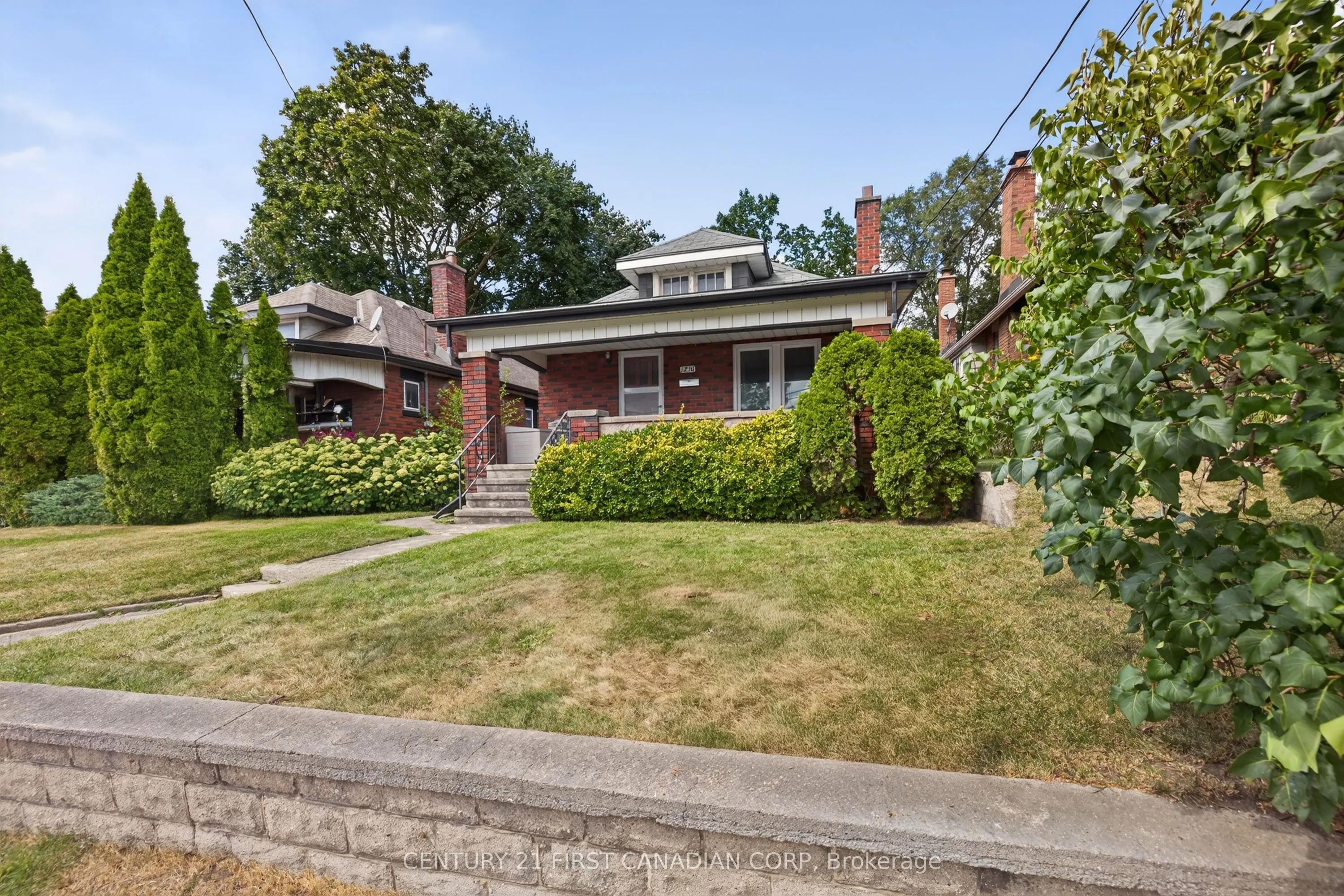 1230 Dundas Street