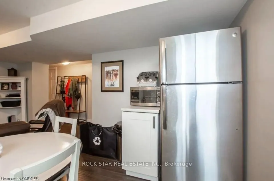 17 Ridgeview Avenue, #Lower