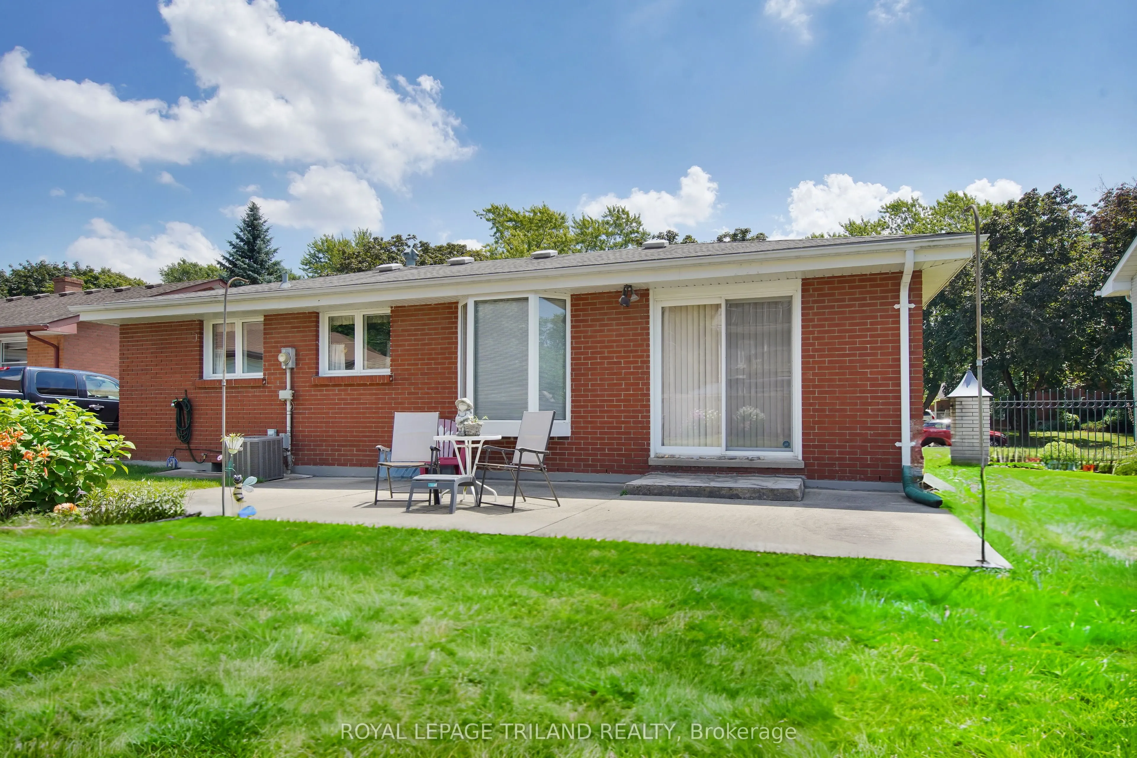 744 Dalkeith Avenue