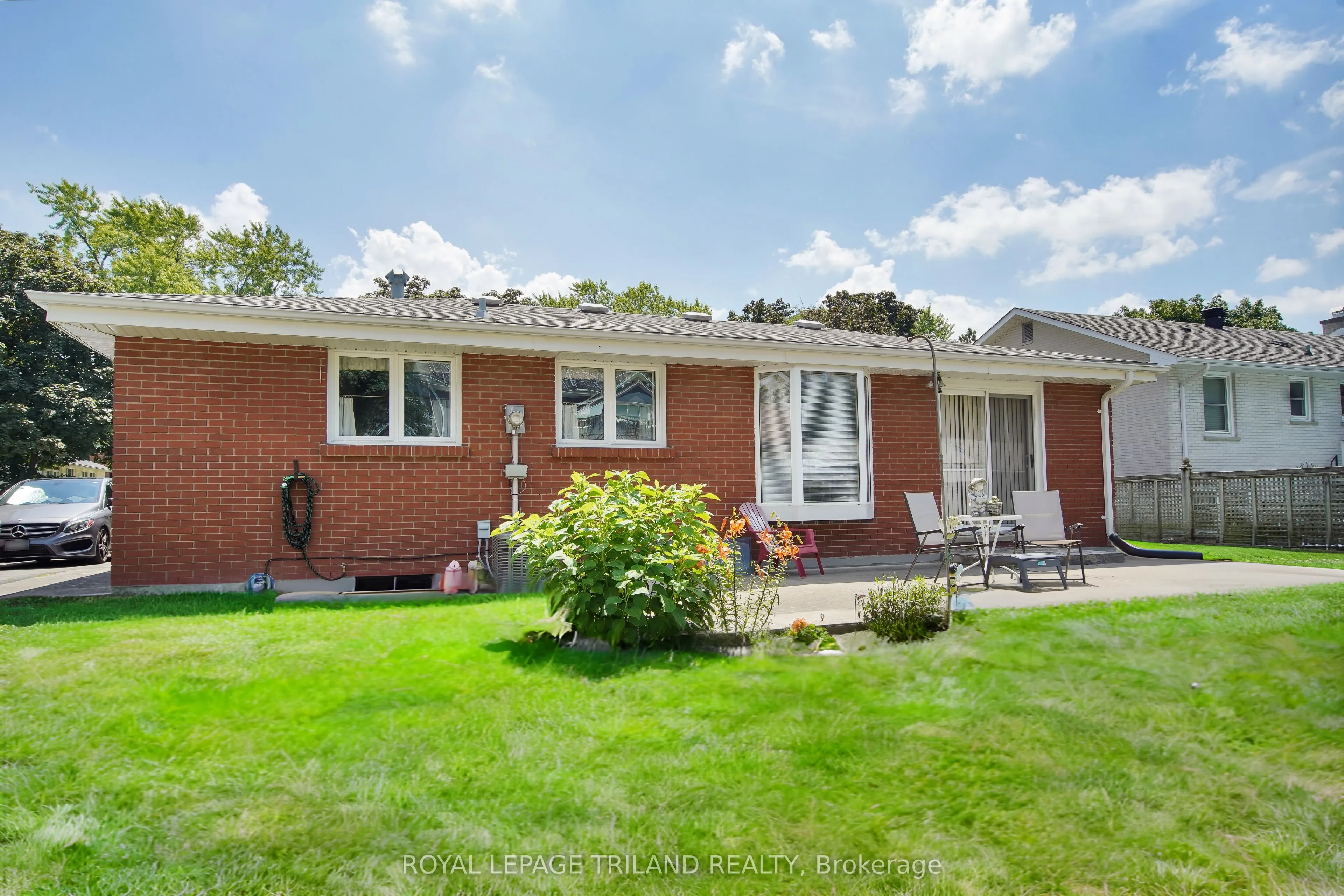 744 Dalkeith Avenue